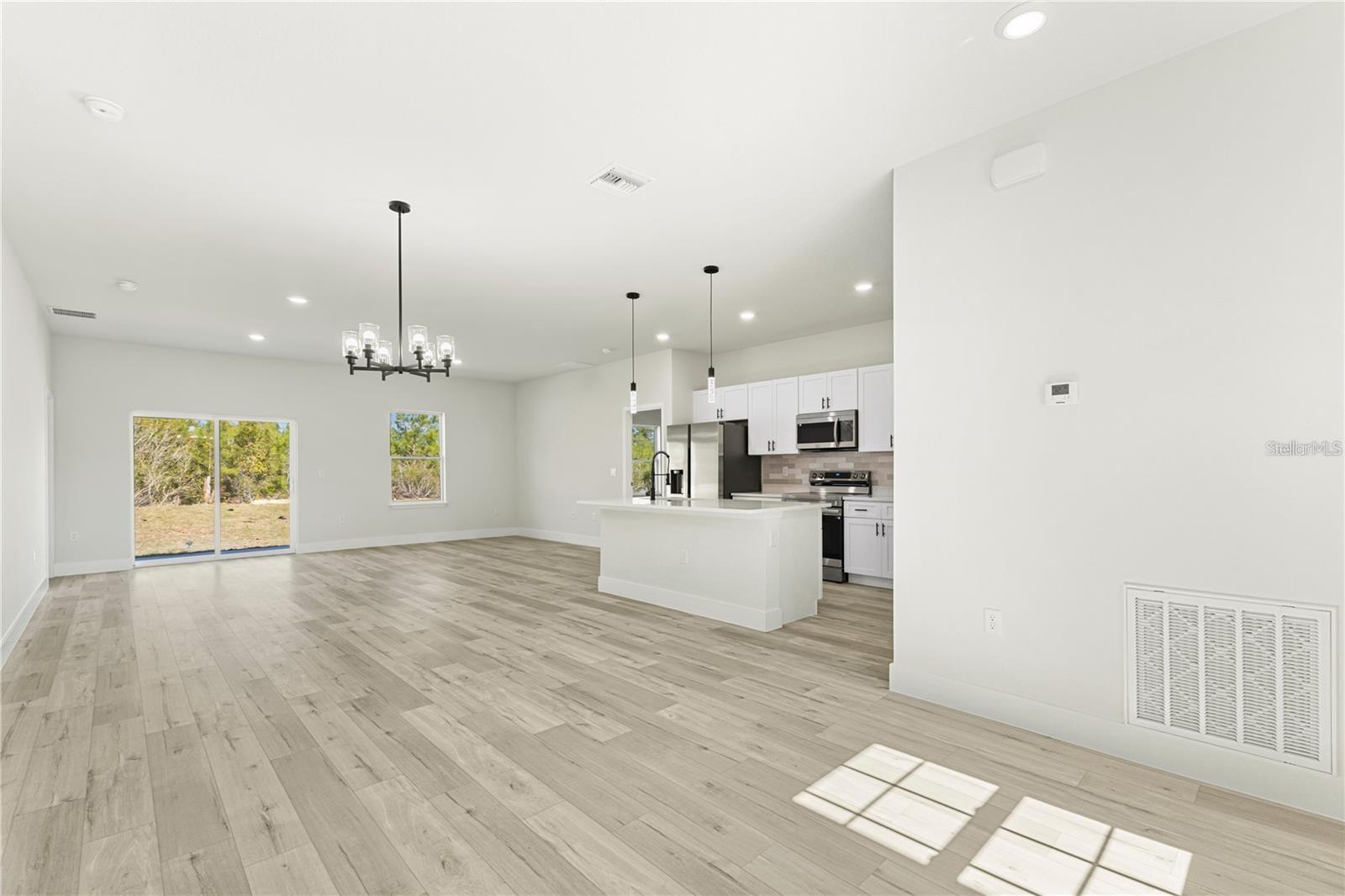 MARION OAKS UN 04 - Residential