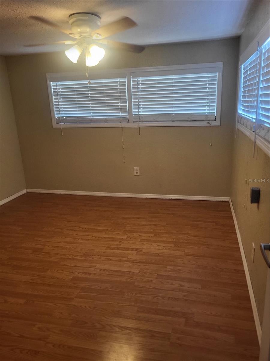 HOLIDAY VILLAGE CO-OP M/H UNREC - Residential