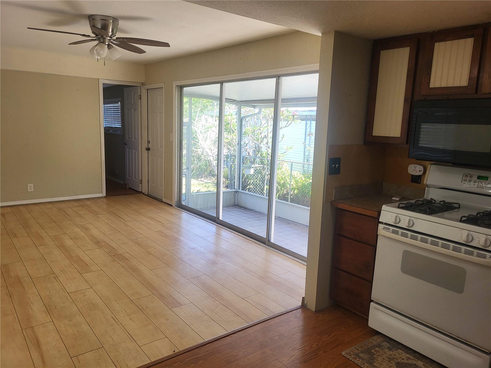 HOLIDAY VILLAGE CO-OP M/H UNREC - Residential