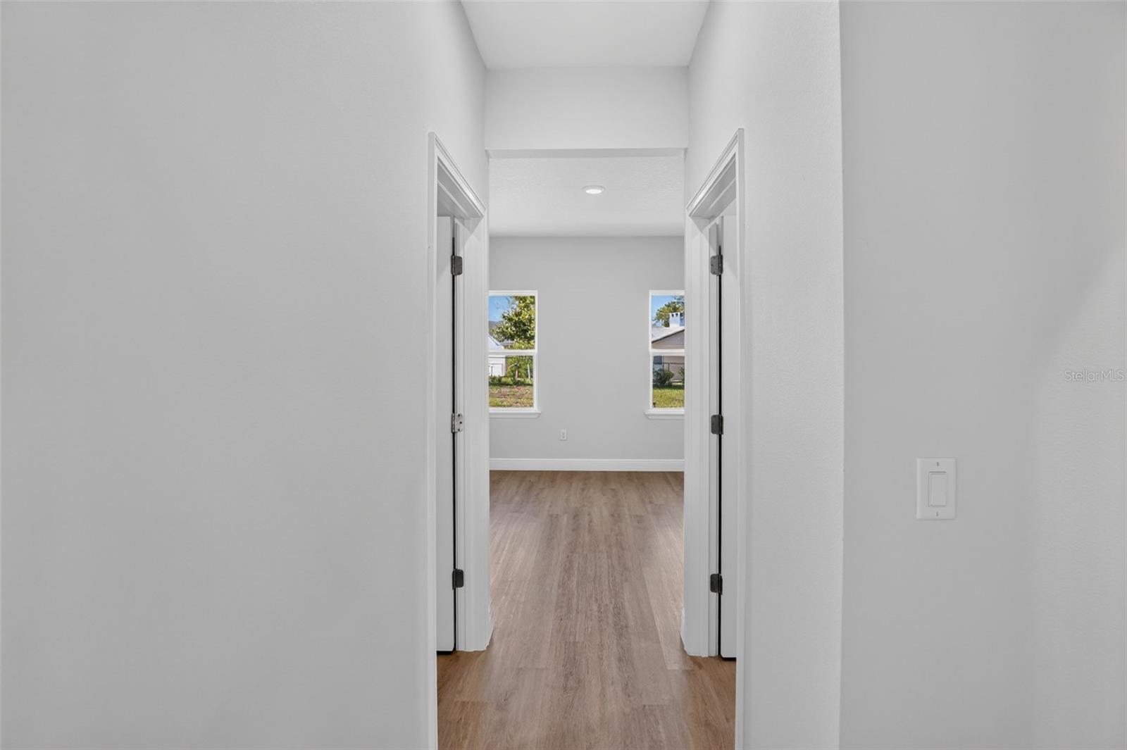 MARION OAKS - Residential