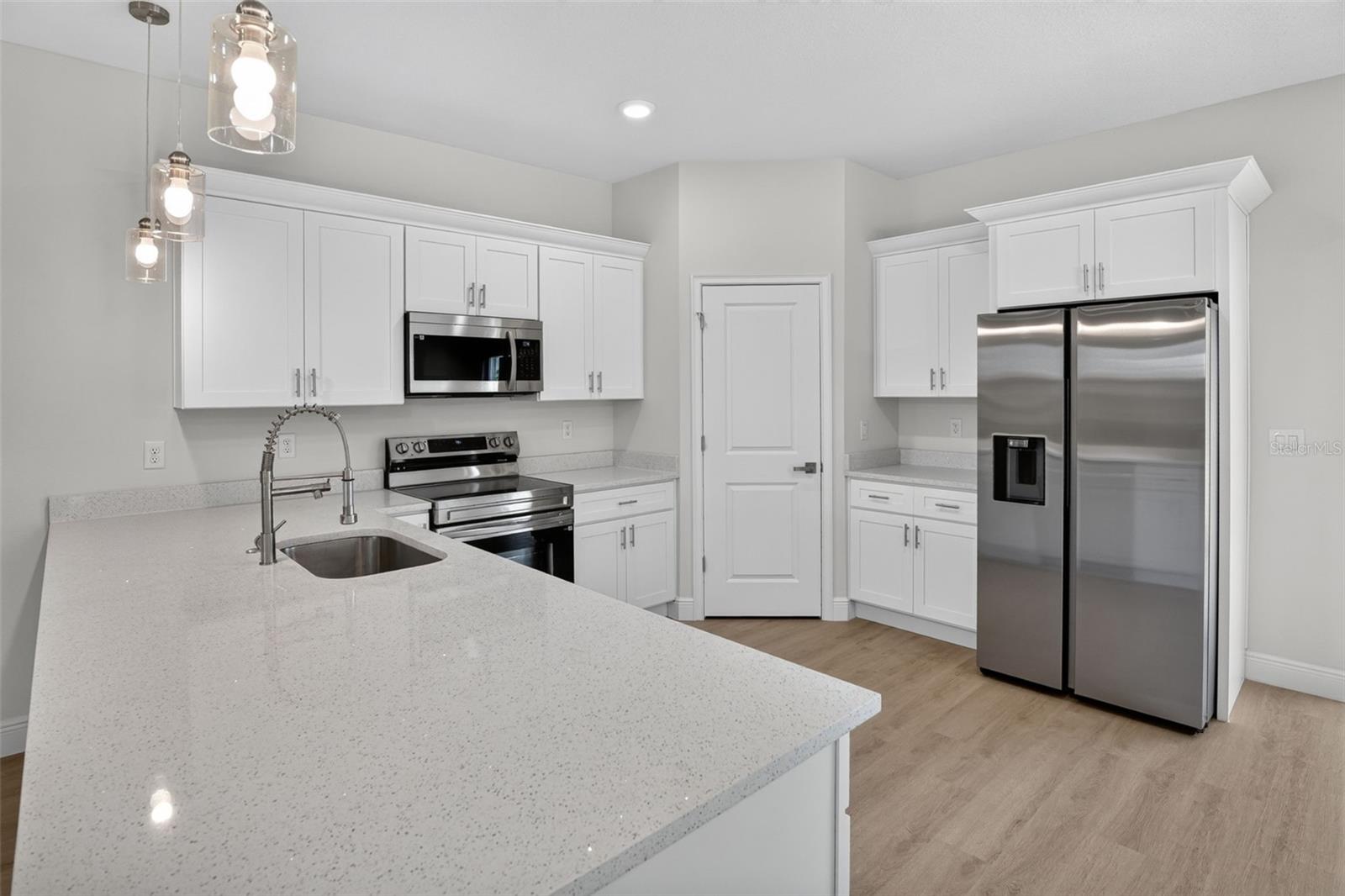 MARION OAKS - Residential
