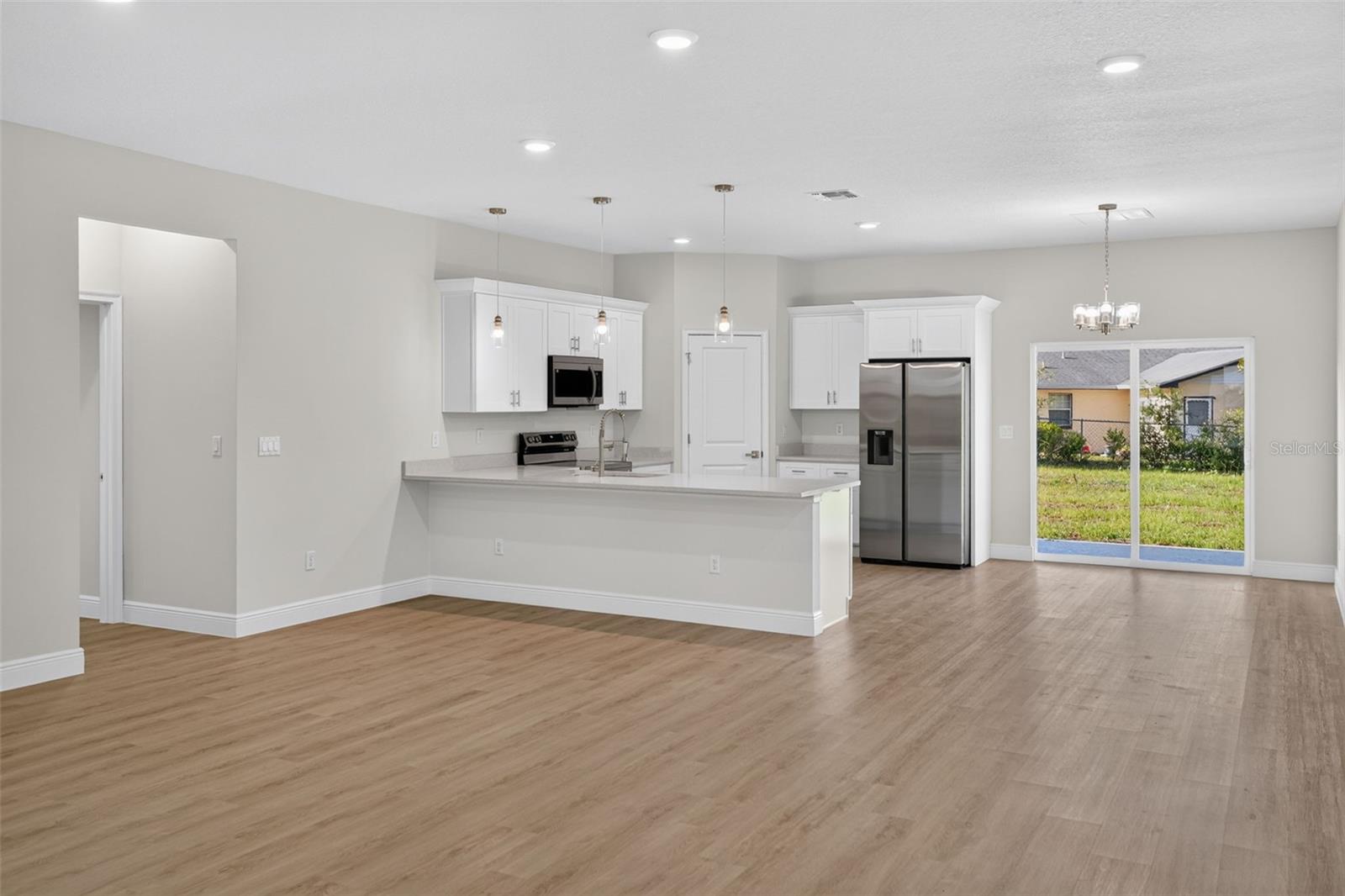 MARION OAKS - Residential
