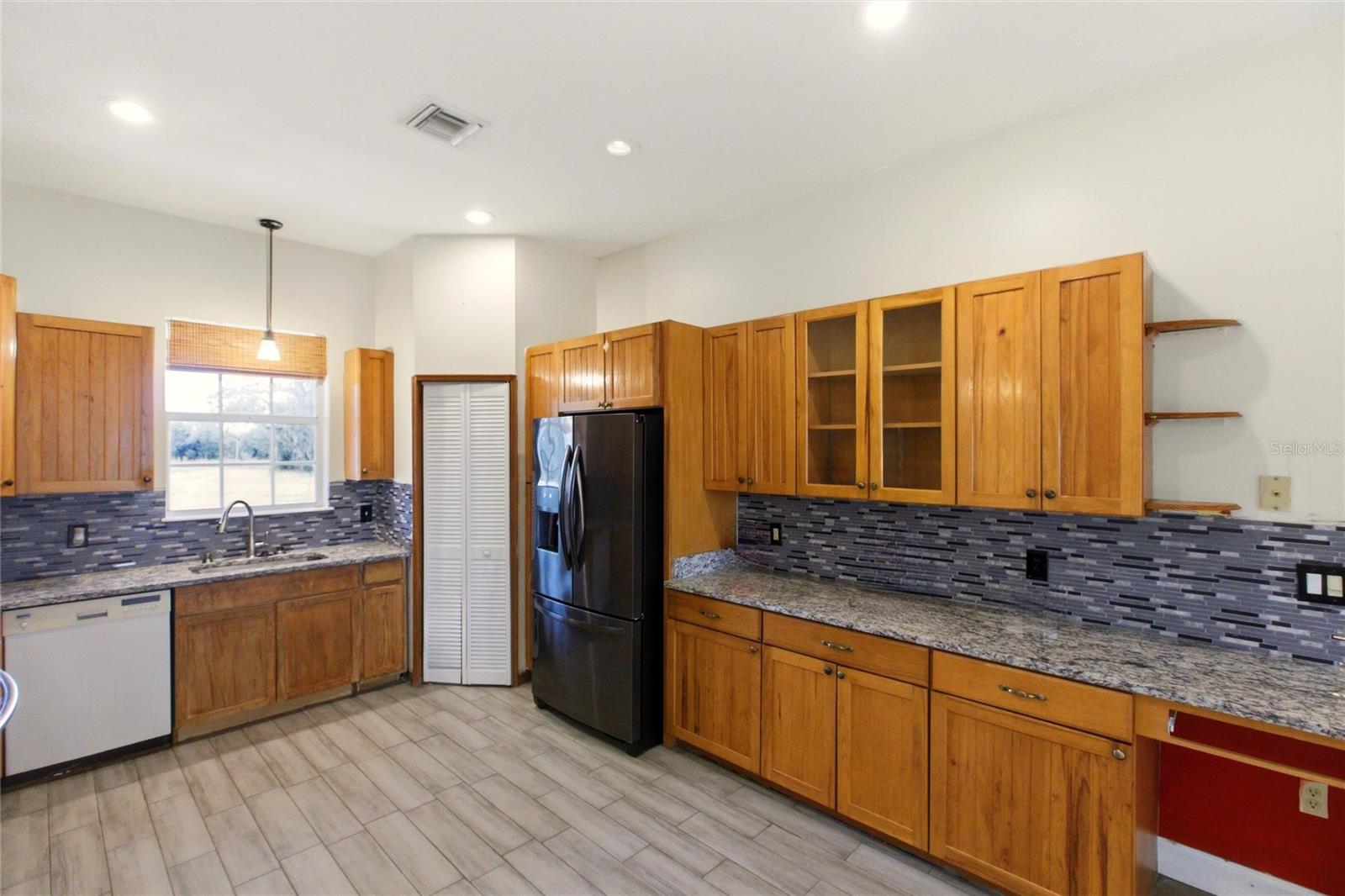 ZOLFO SPRINGS - Residential