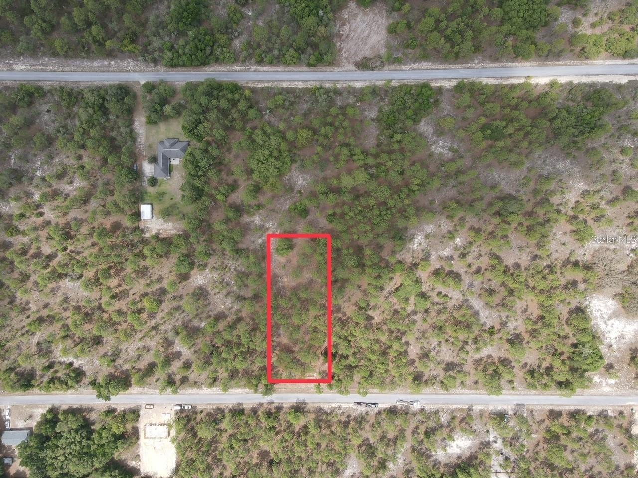 RAINBOW LAKES ESTATE - Land