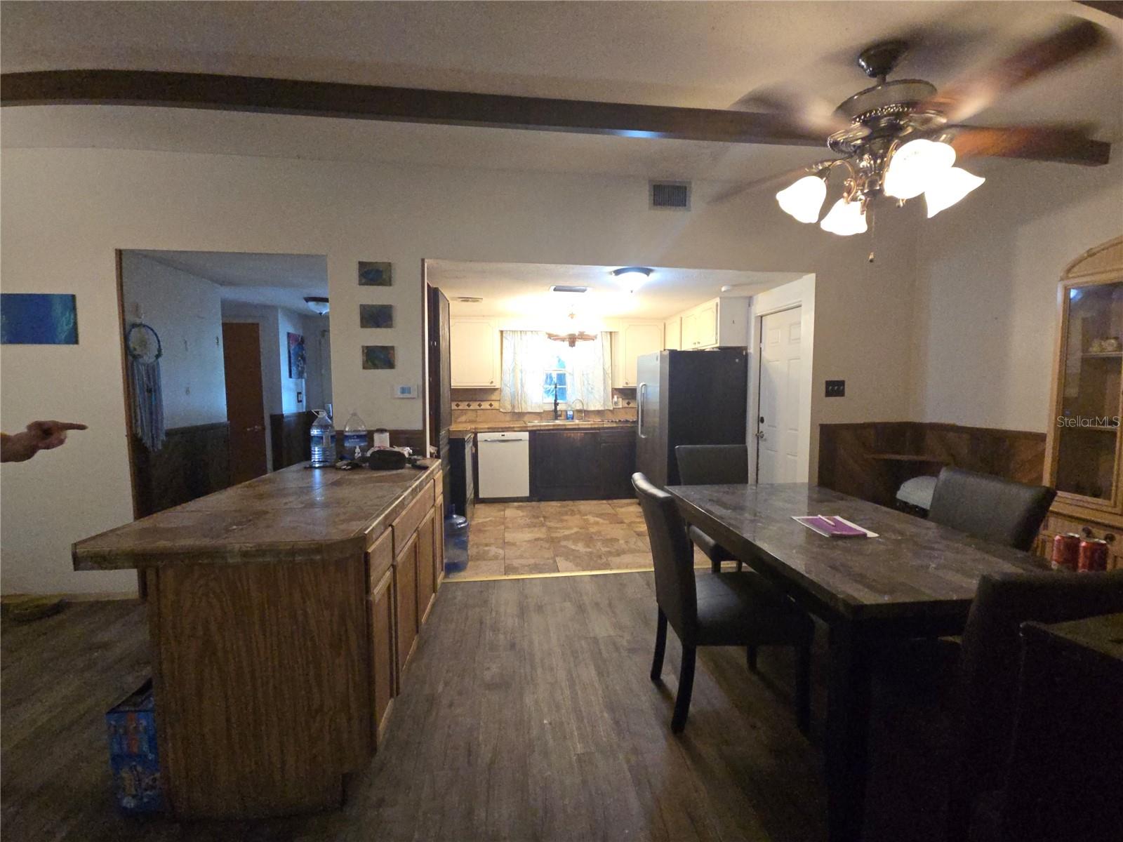 JASMINE LAKES - Residential