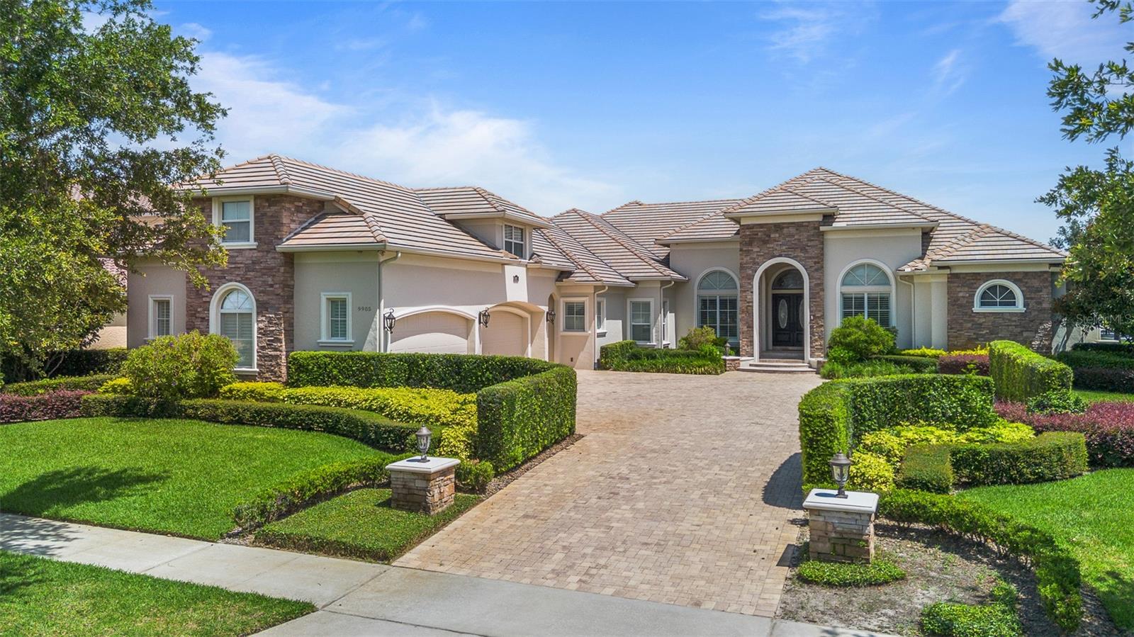 KEENES POINTE - Residential