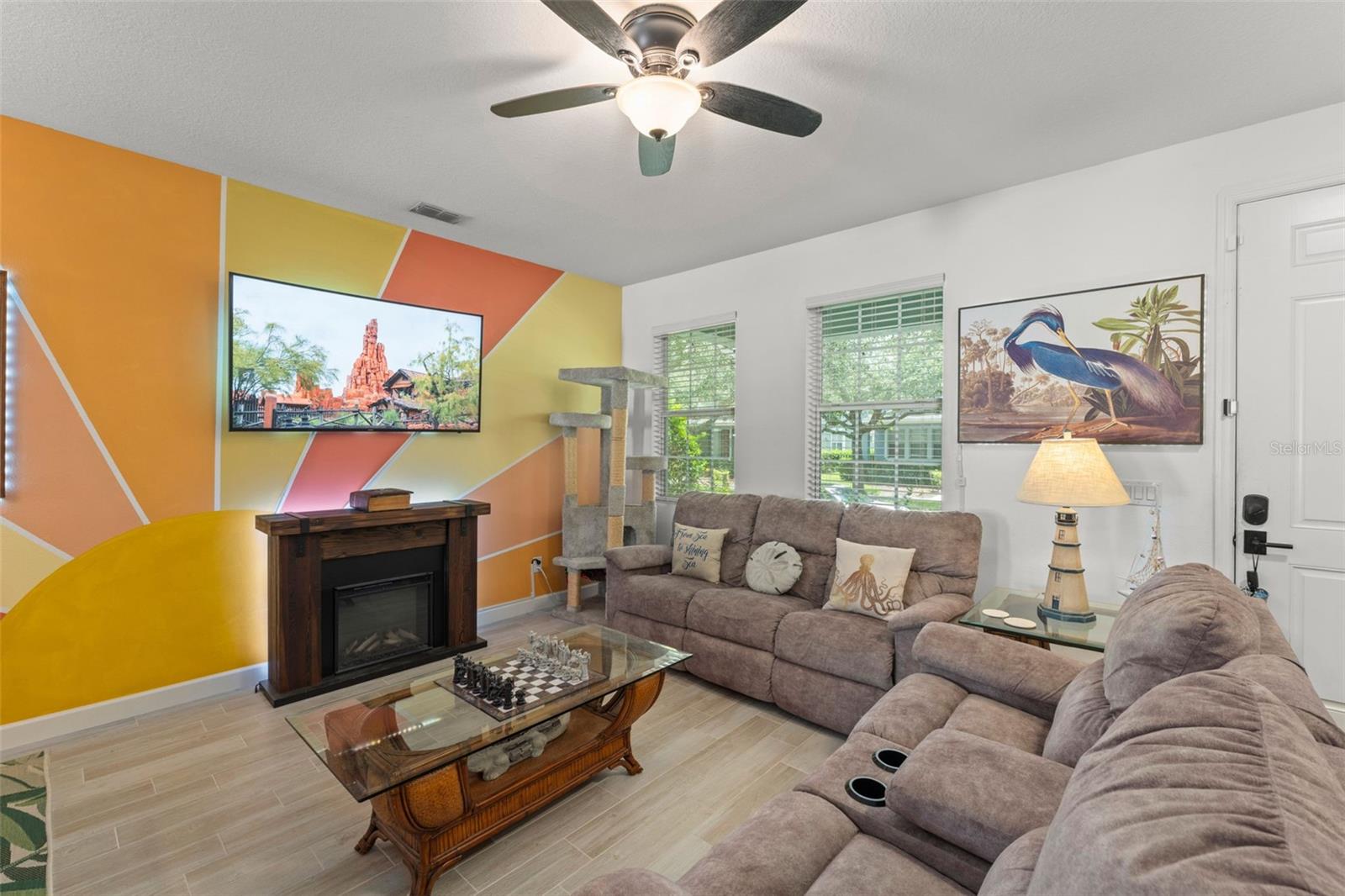 NEWBURY PARK - Residential
