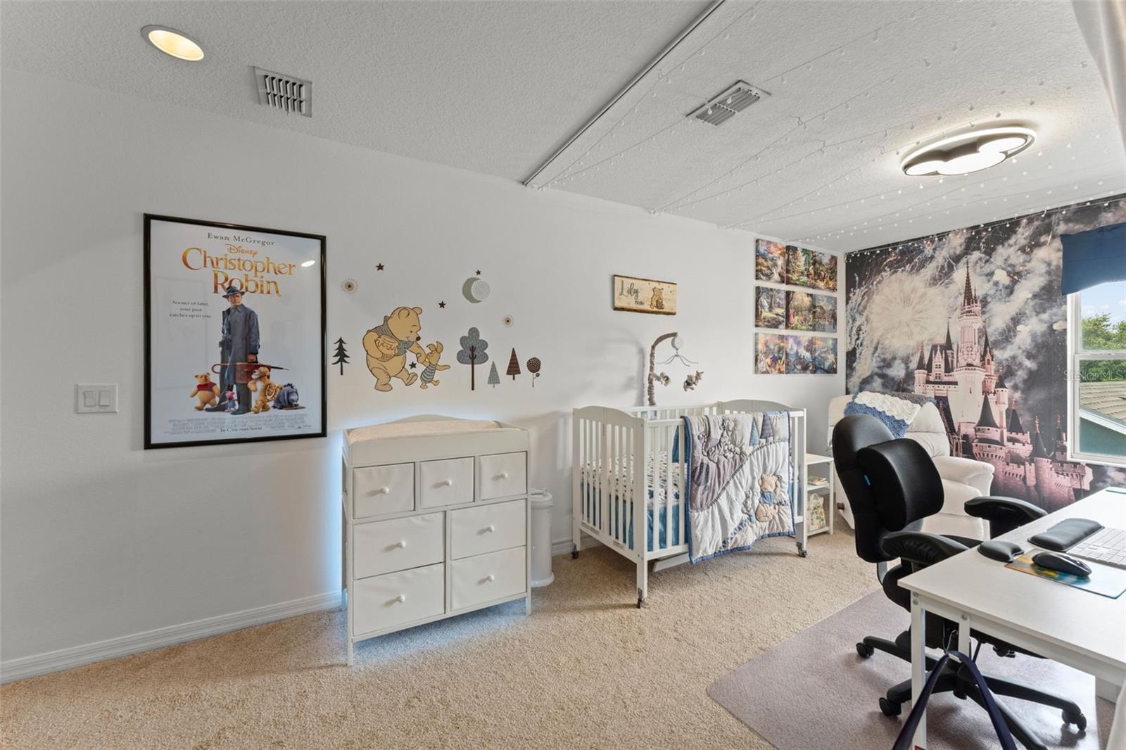NEWBURY PARK - Residential