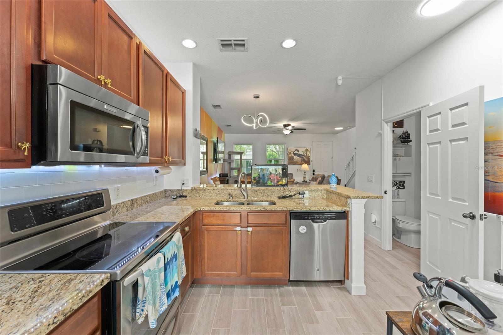 NEWBURY PARK - Residential