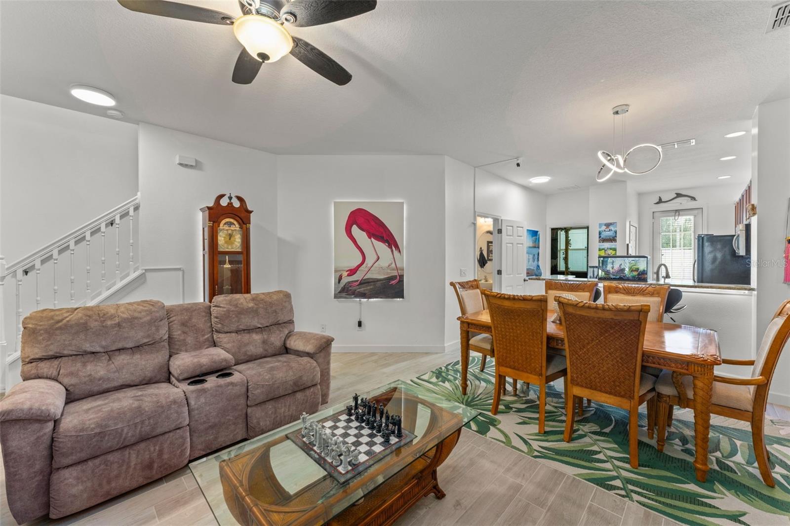 NEWBURY PARK - Residential