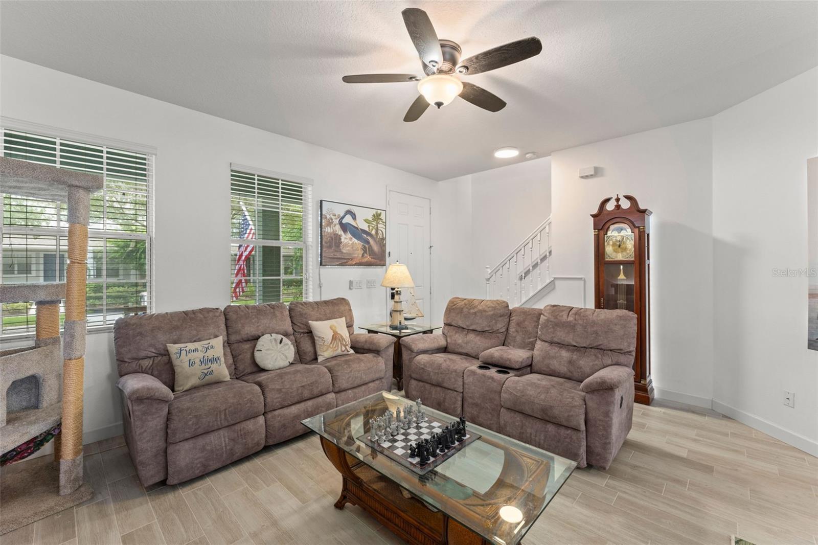 NEWBURY PARK - Residential