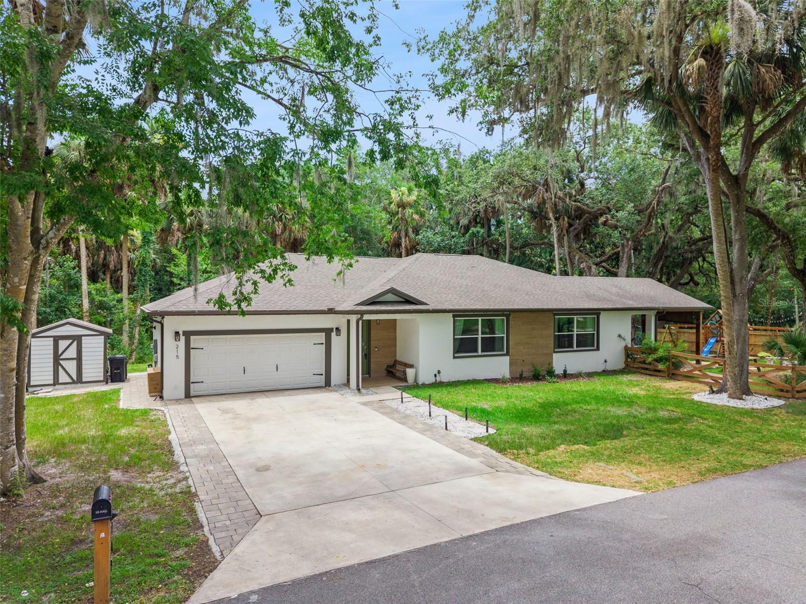 PLANTATION ESTATES UNIT 04 - Residential