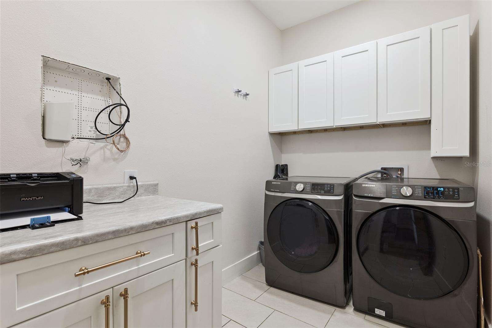 PLANTATION ESTATES UNIT 04 - Residential