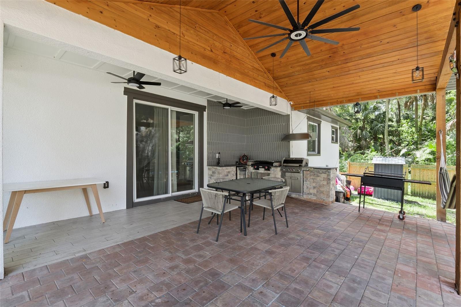 PLANTATION ESTATES UNIT 04 - Residential