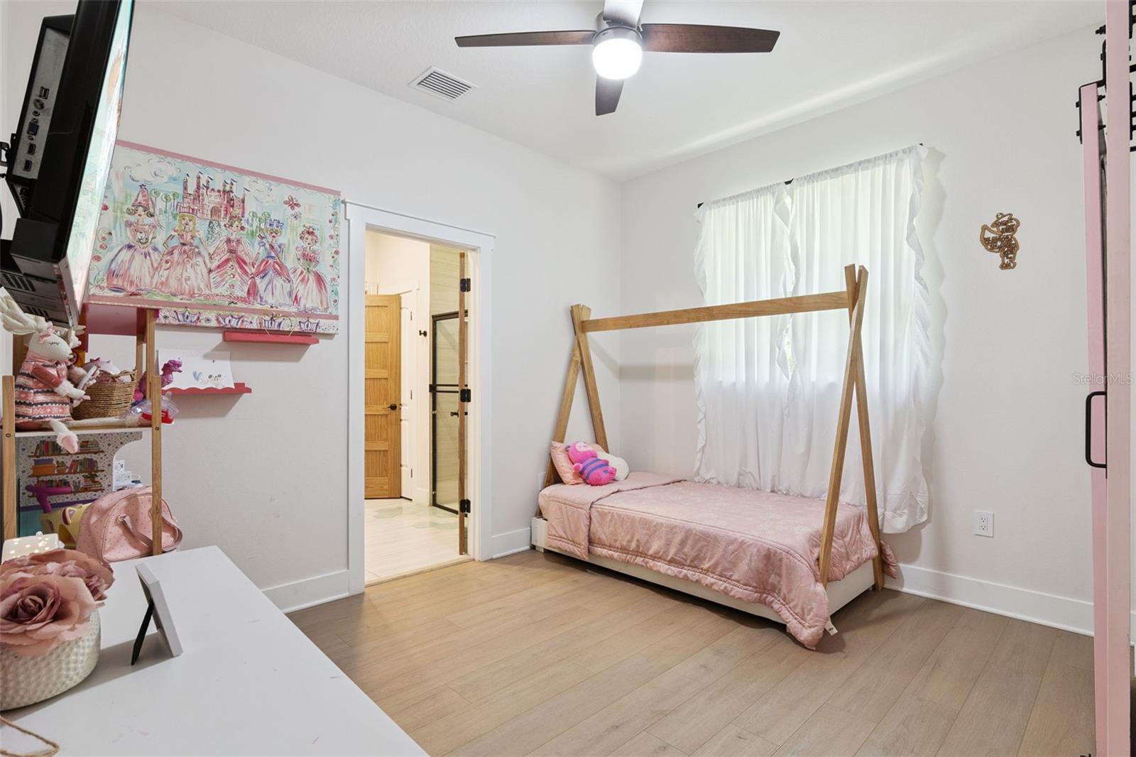 PLANTATION ESTATES UNIT 04 - Residential