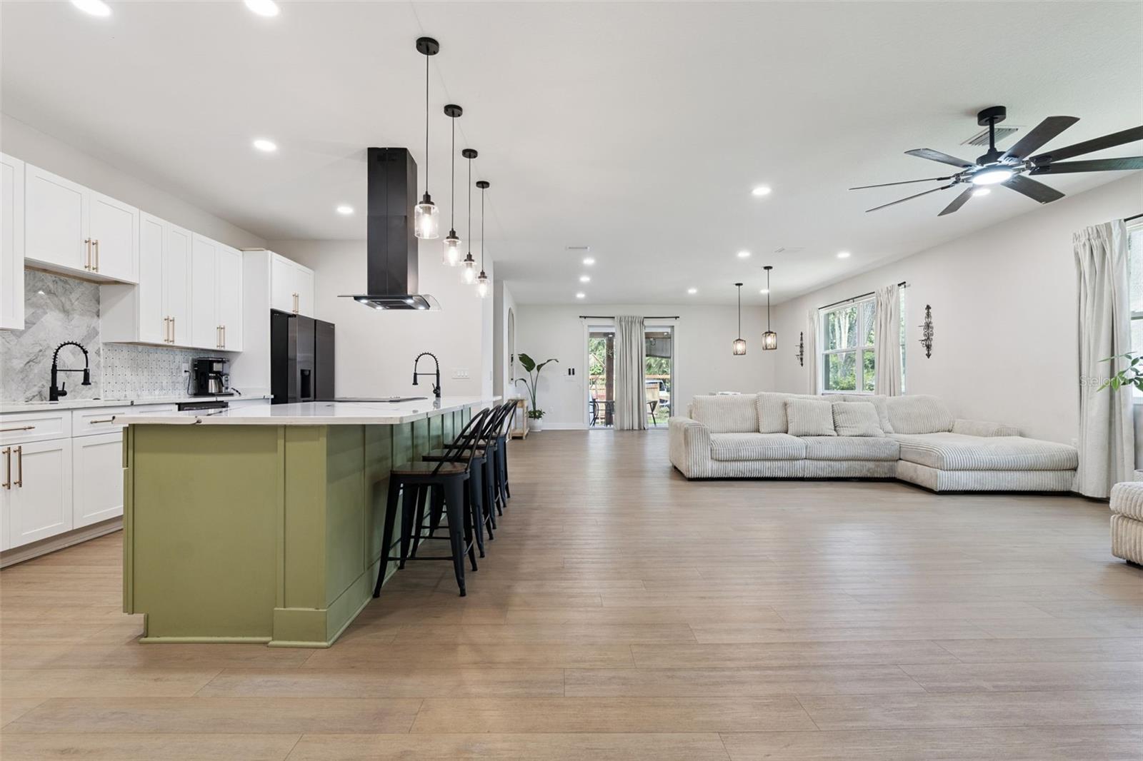PLANTATION ESTATES UNIT 04 - Residential