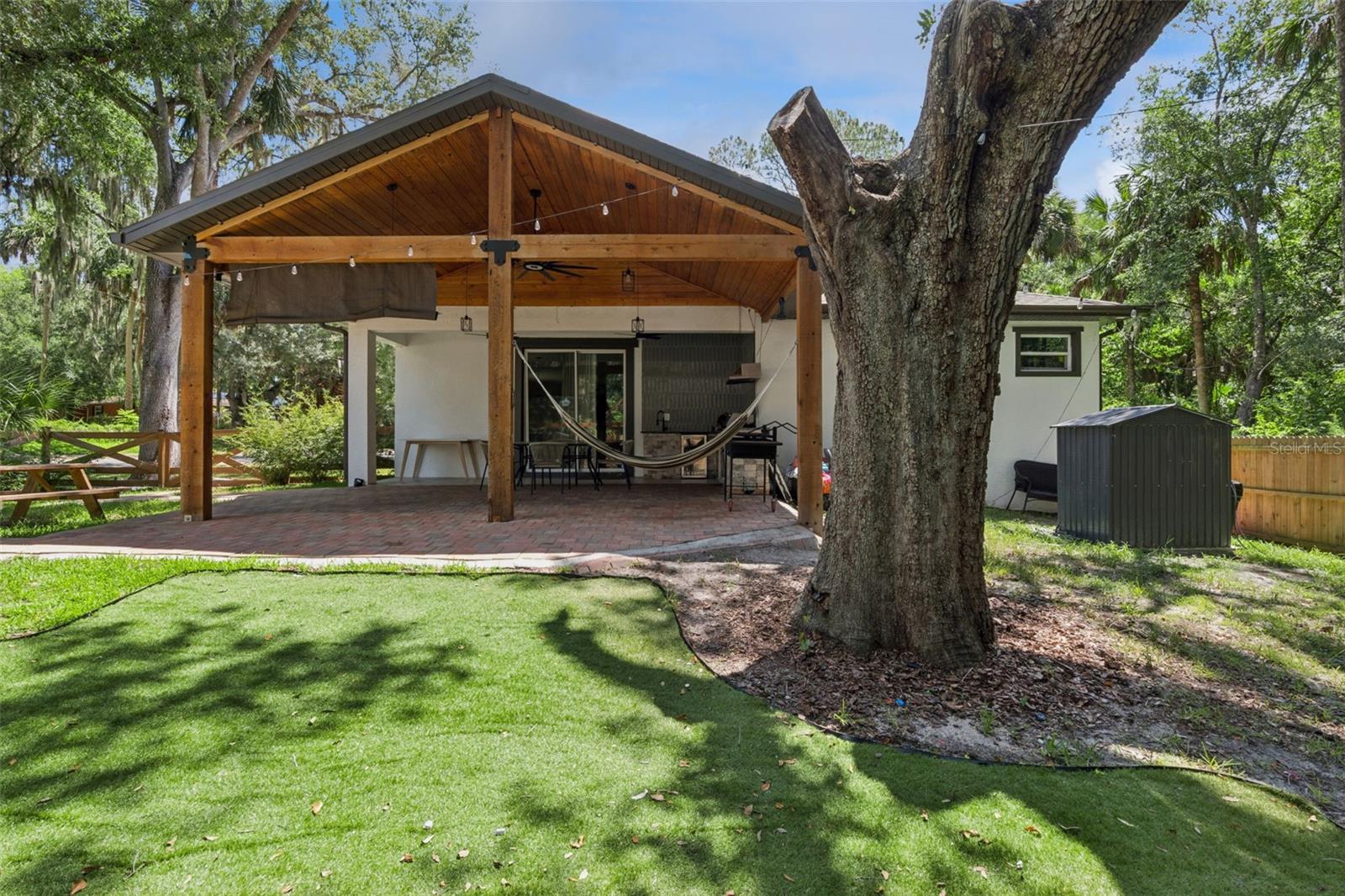 PLANTATION ESTATES UNIT 04 - Residential