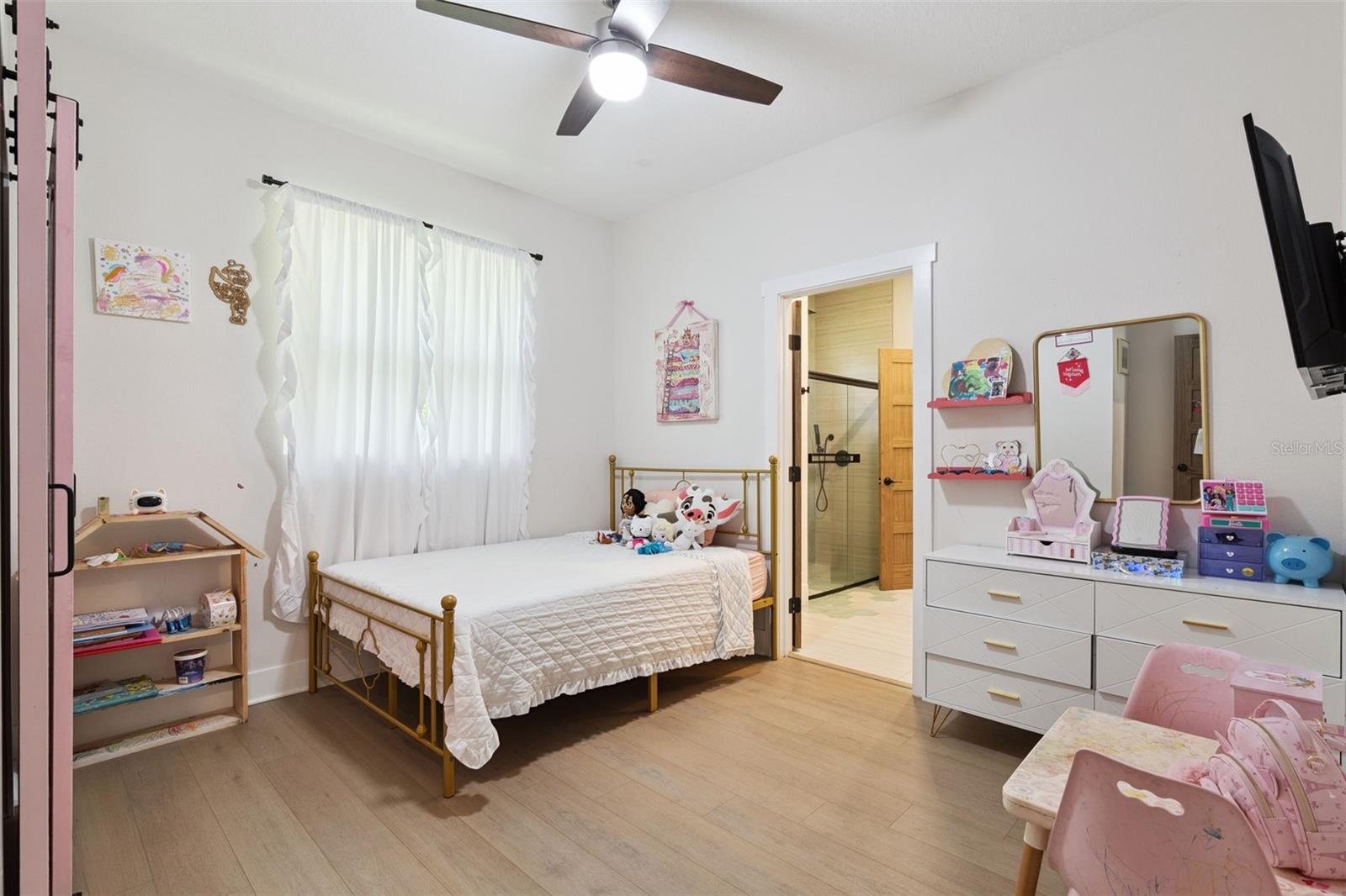 PLANTATION ESTATES UNIT 04 - Residential