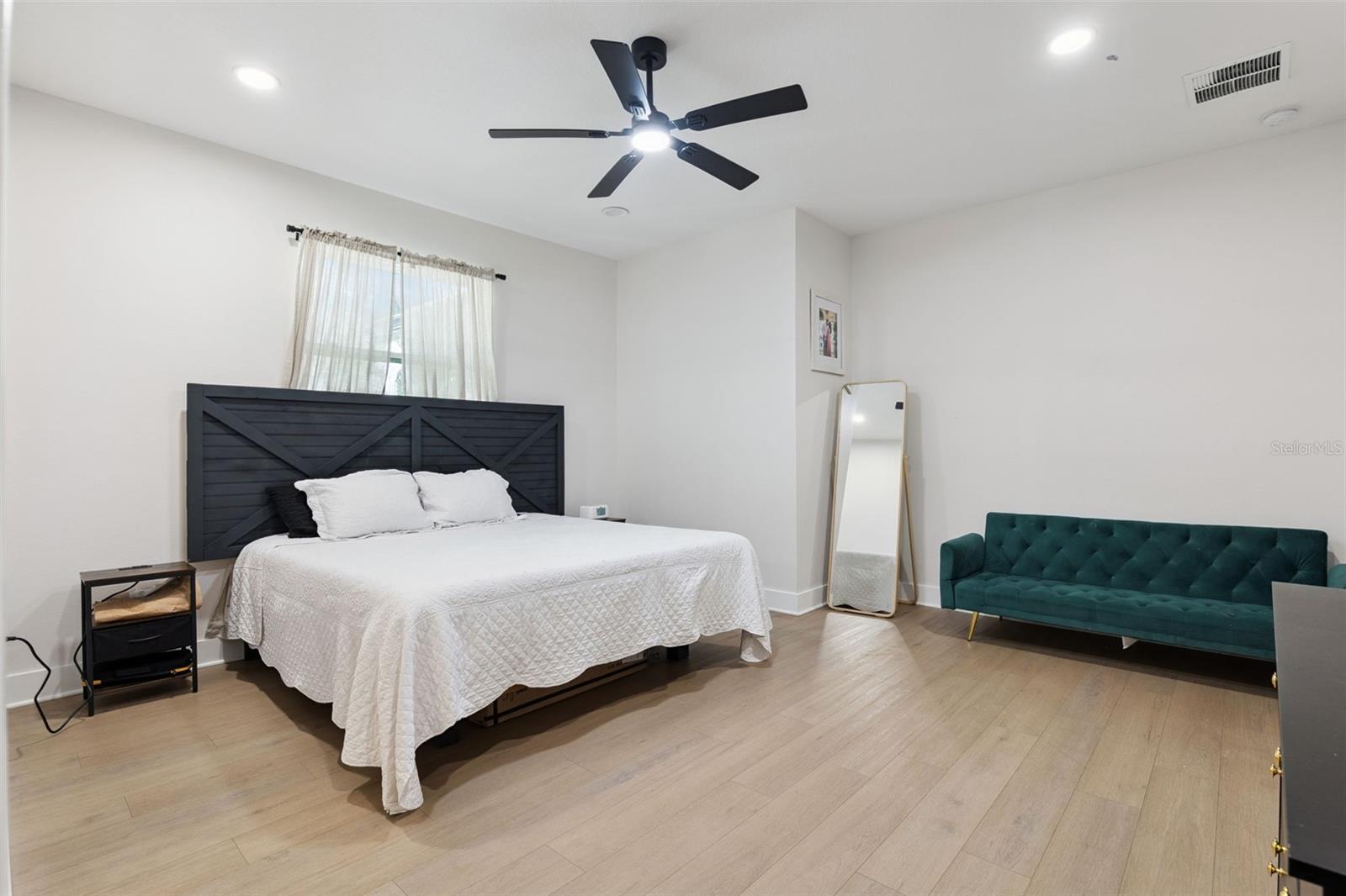 PLANTATION ESTATES UNIT 04 - Residential