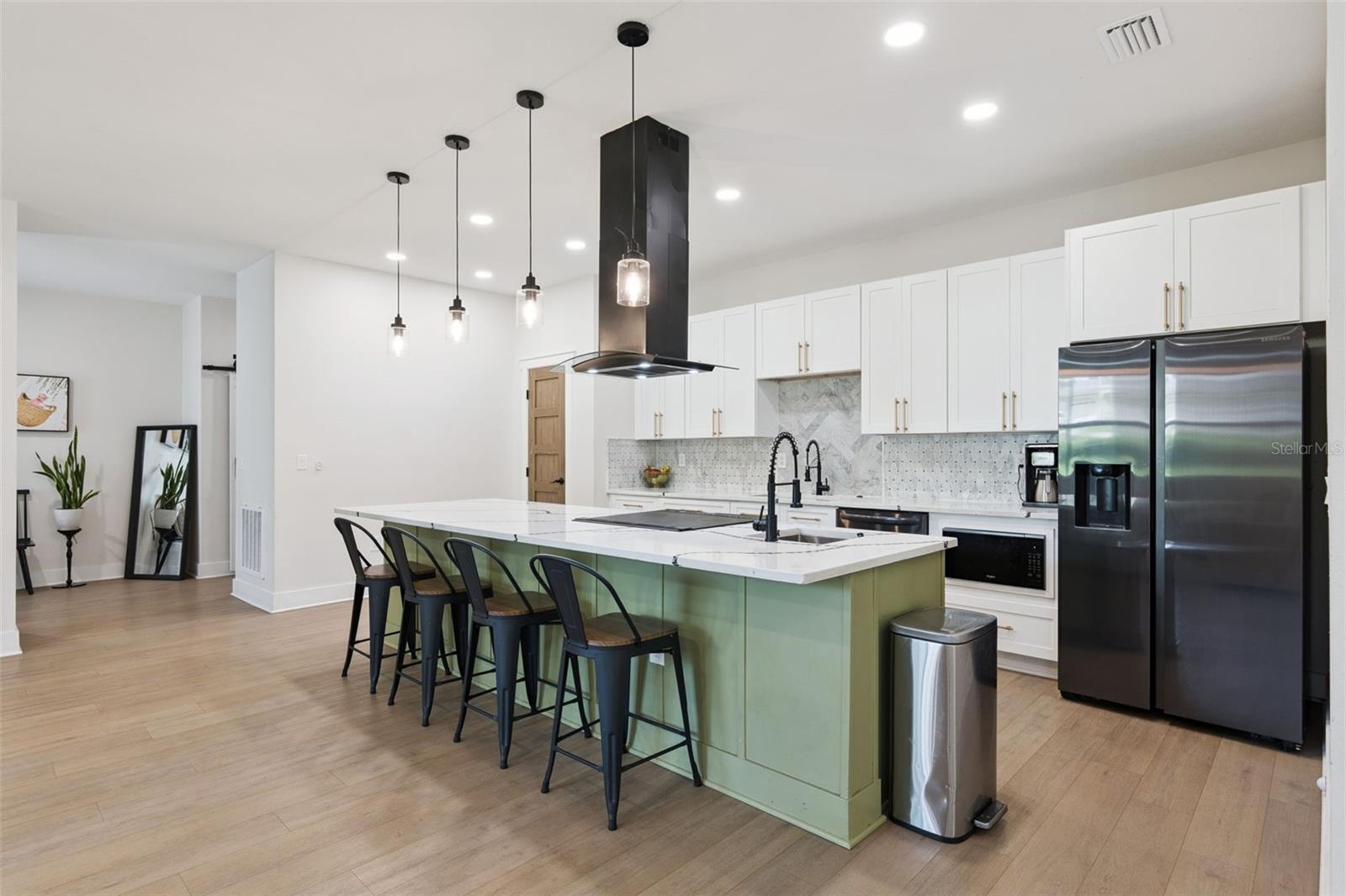 PLANTATION ESTATES UNIT 04 - Residential