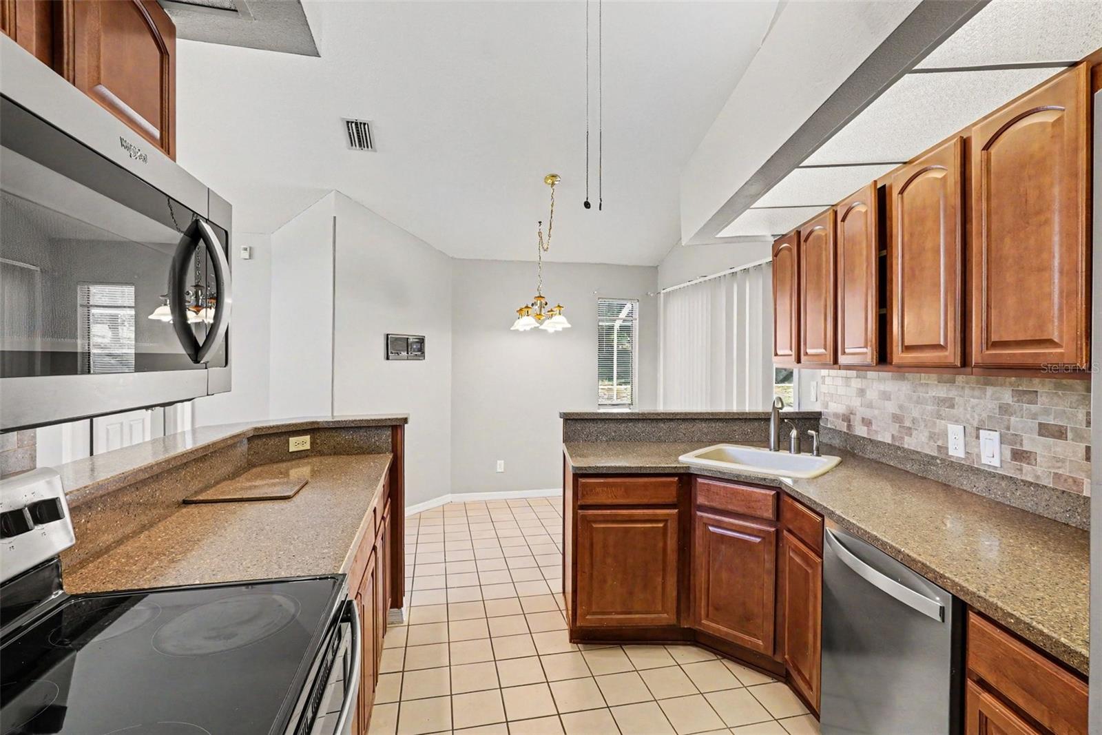 EAST LINDEN ESTATE - Residential