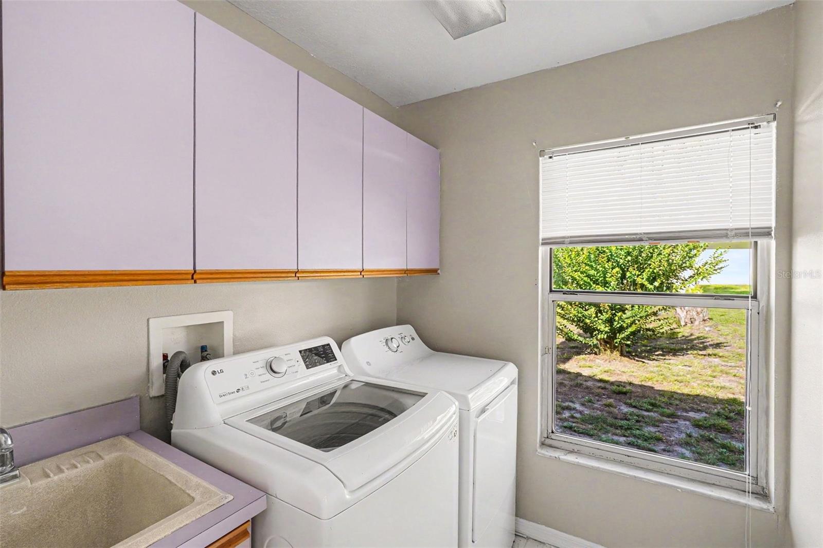 EAST LINDEN ESTATE - Residential
