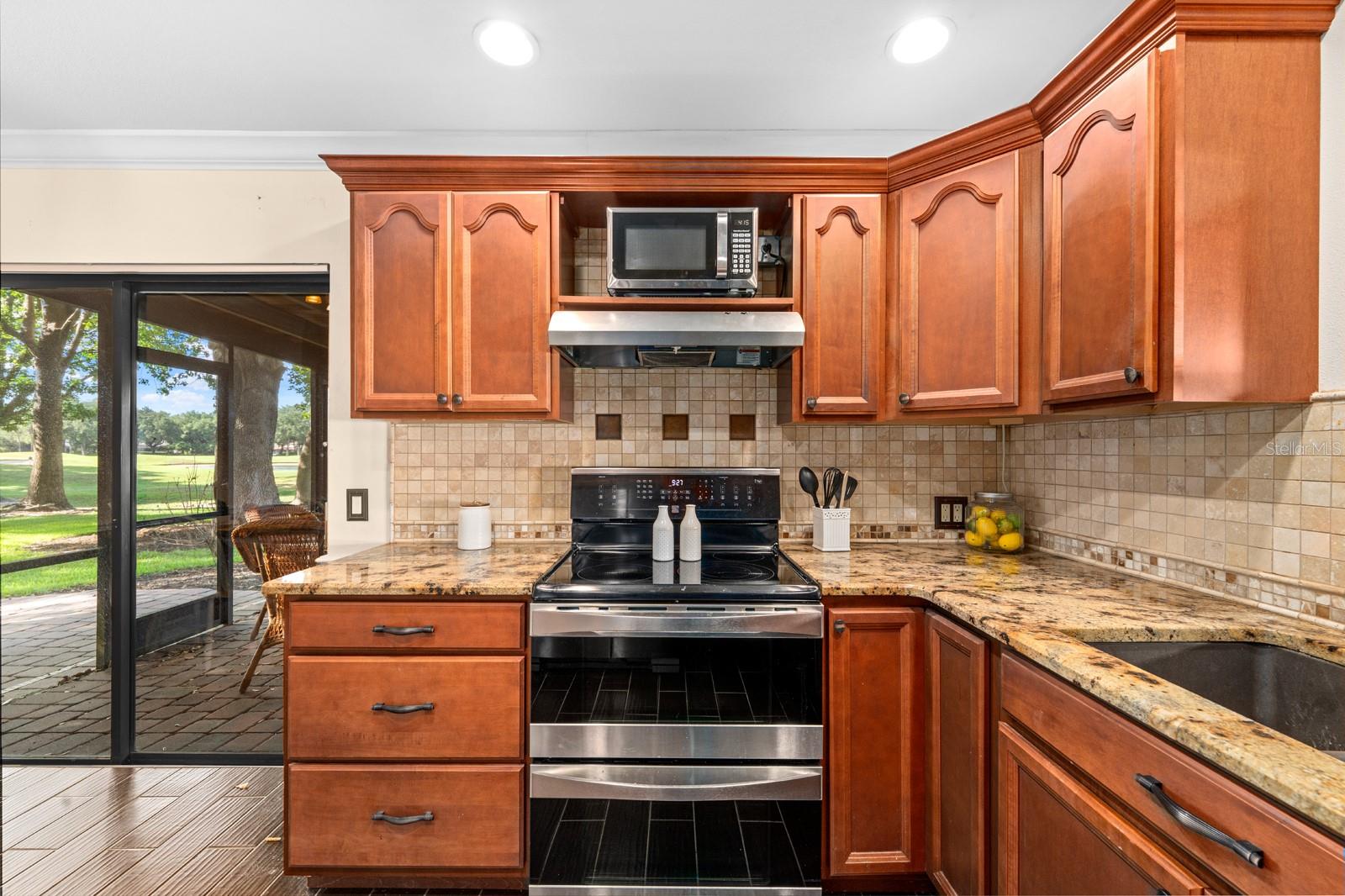 ORANGE TREE COUNTRY CLUB - Residential