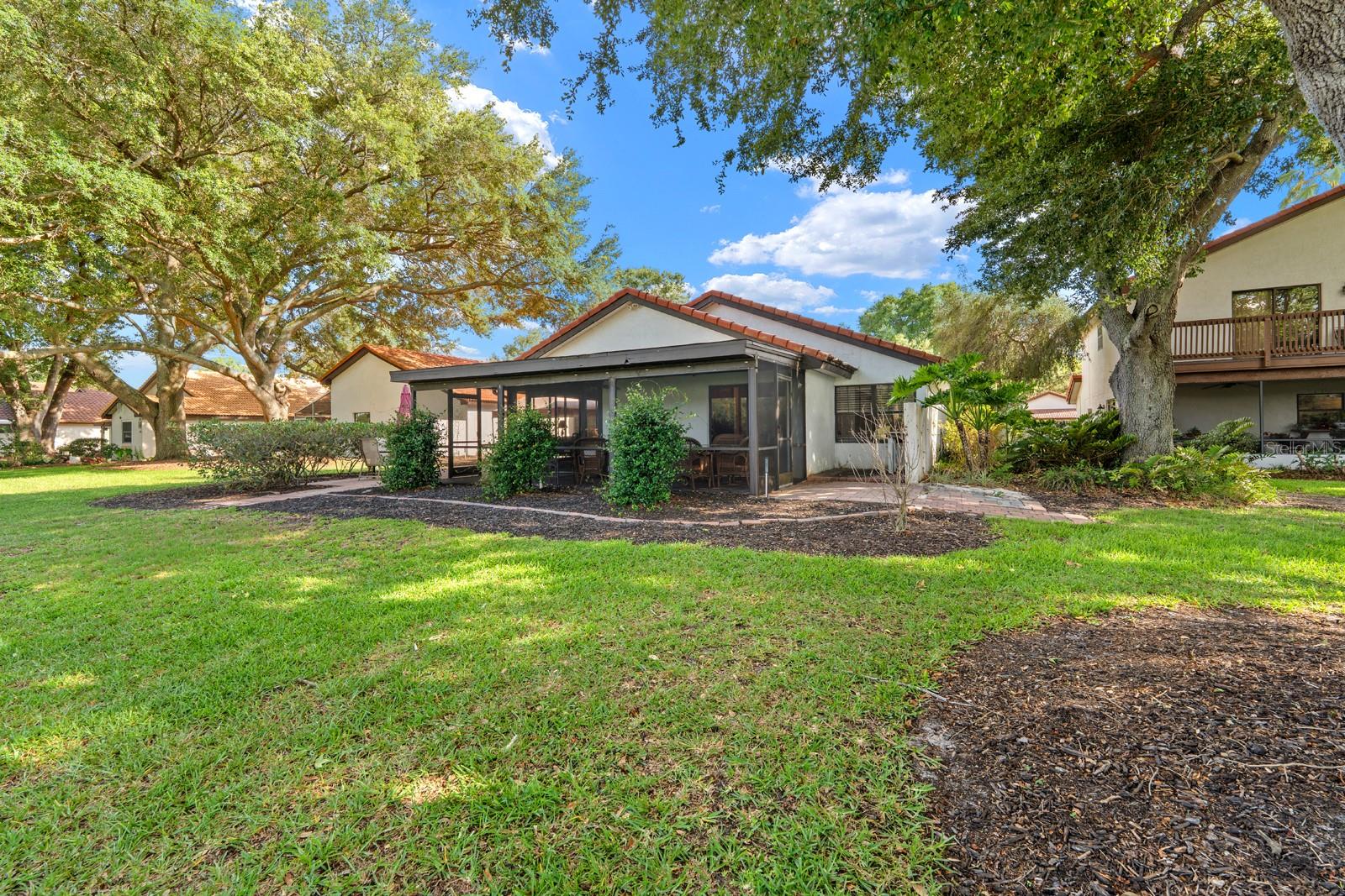 ORANGE TREE COUNTRY CLUB - Residential