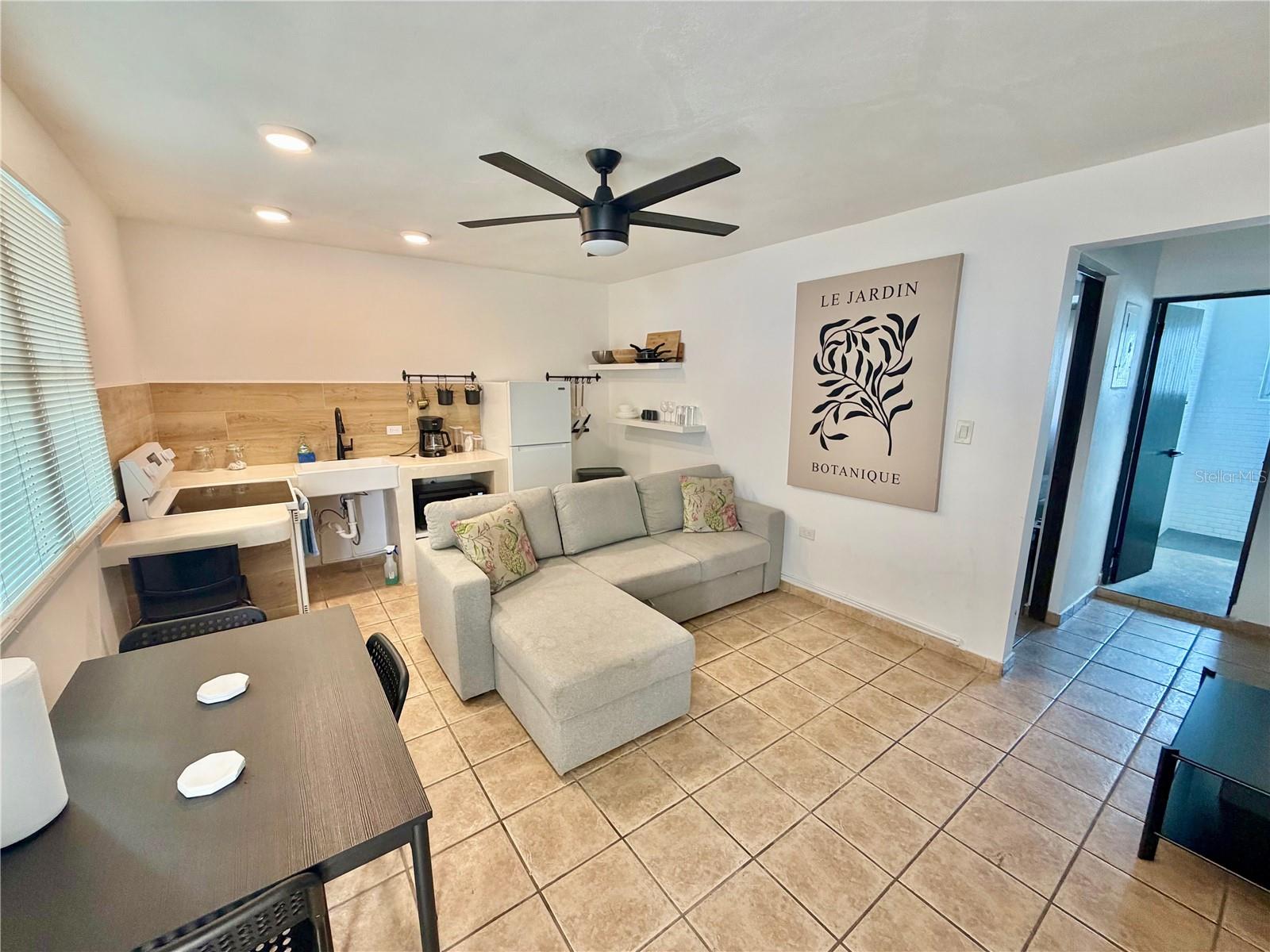 SANTURCE - Residential Income