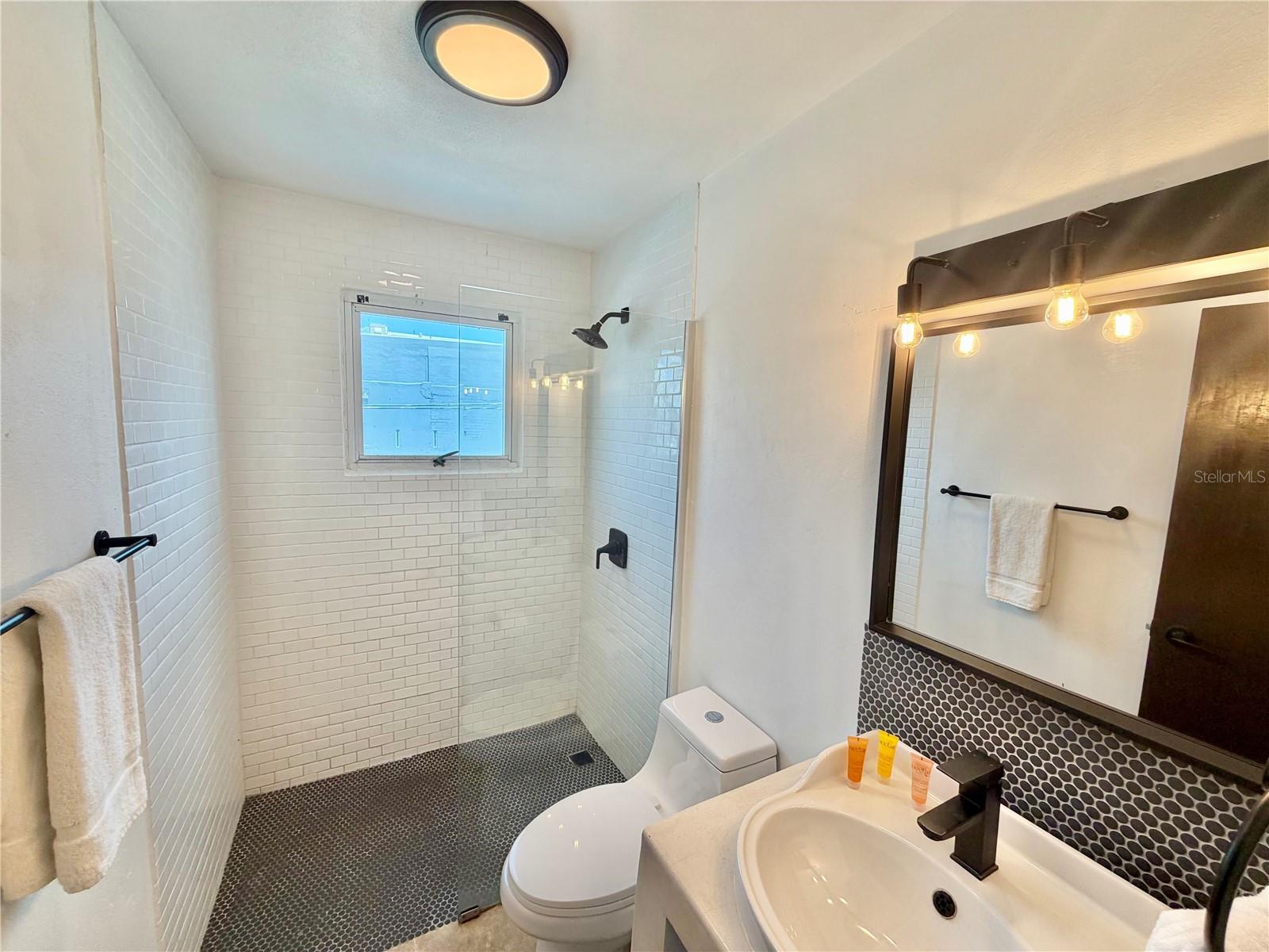 SANTURCE - Residential Income