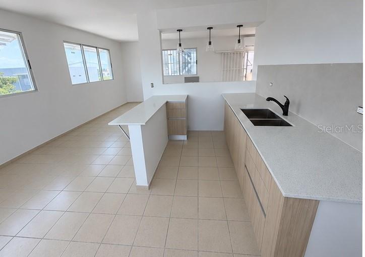 SANTURCE - Residential Income