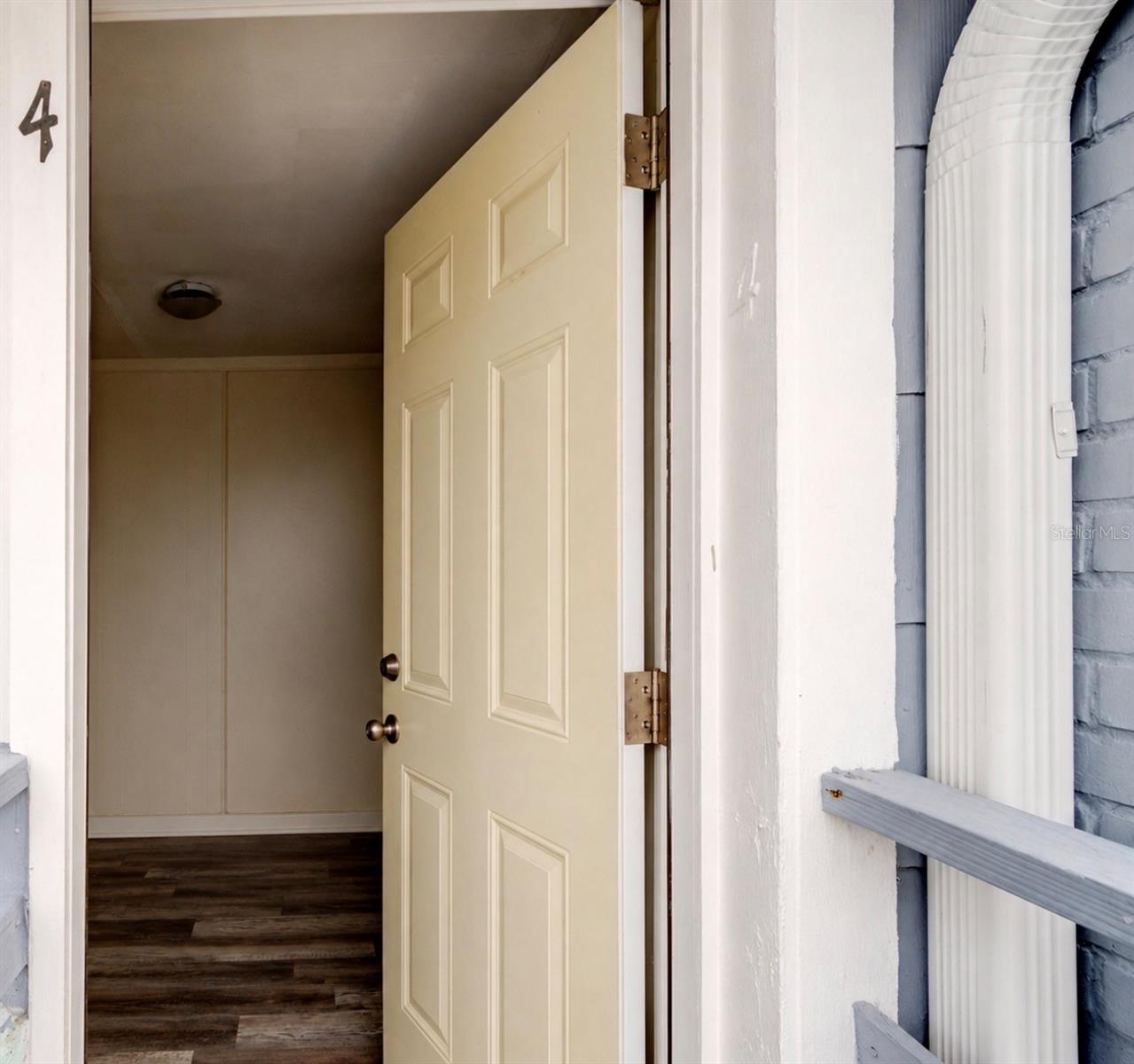 HORN & KITTREDGE DAYTONA - Residential Income