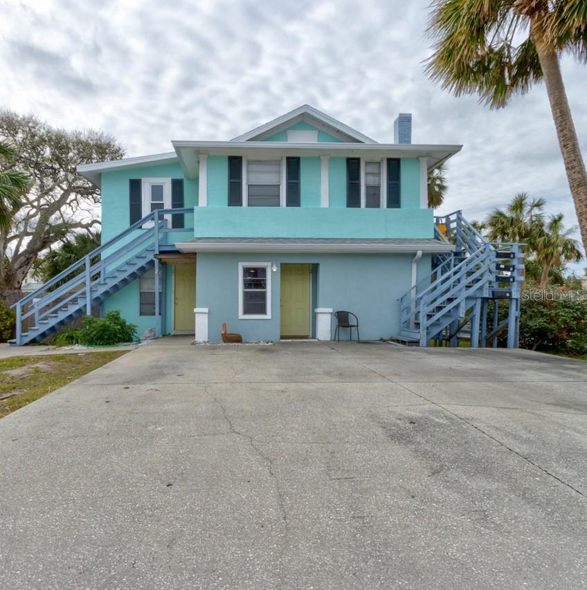 Dont miss out on this great Investment Opportunity!  Quadplex Near the Beach with a gross annual income of $62,400.00 Residents will enjoy nearby restaurants, entertainment, shopping, and Daytona Beach's vibrant beachside attractions. This income-producing property features a newer roof (2024) and consists of four updated units, two 1-bedroom, 1-bath apartments, each equipped with its own washer and dryer and two efficient studio units. All units are equipped with mini-split air conditioning systems and tankless water heaters, providing modern comfort and reduced operating costs. 

All information is intended to be accurate but cannot be guaranteed. Buyers and their agents should verify all information deemed important.