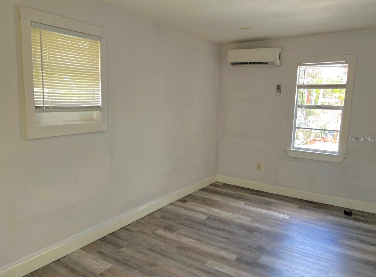 HORN & KITTREDGE DAYTONA - Residential Income