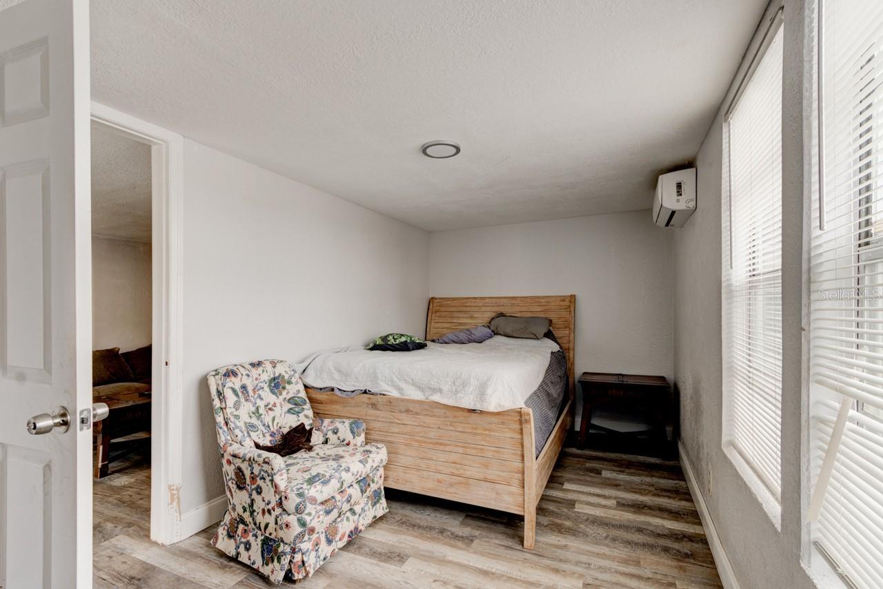 HORN & KITTREDGE DAYTONA - Residential Income