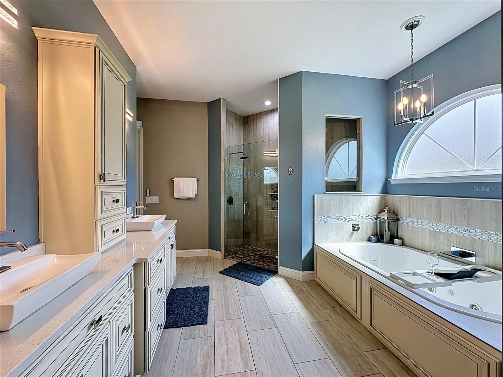 BUTLER RIDGE - Residential