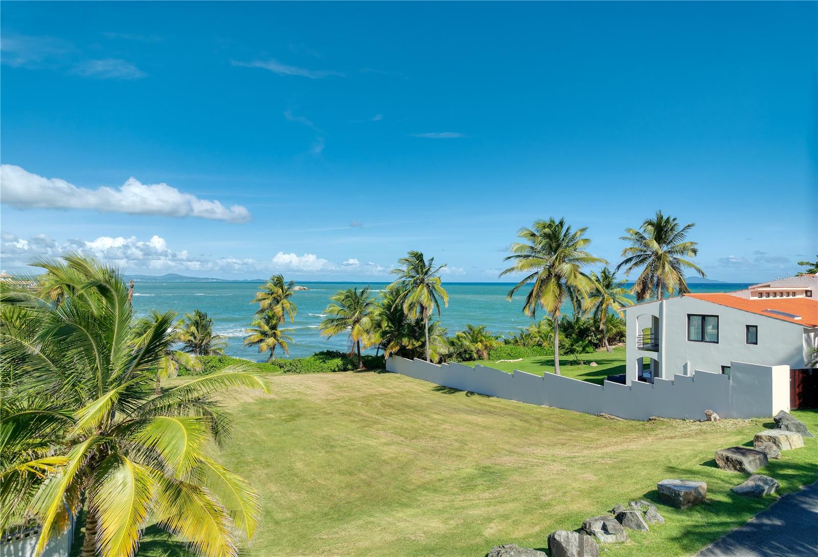 PALMAS DEL MAR - Land