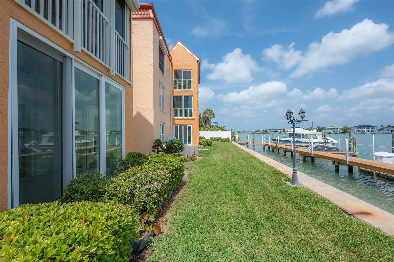 BOCA SHORES CONDO - Residential