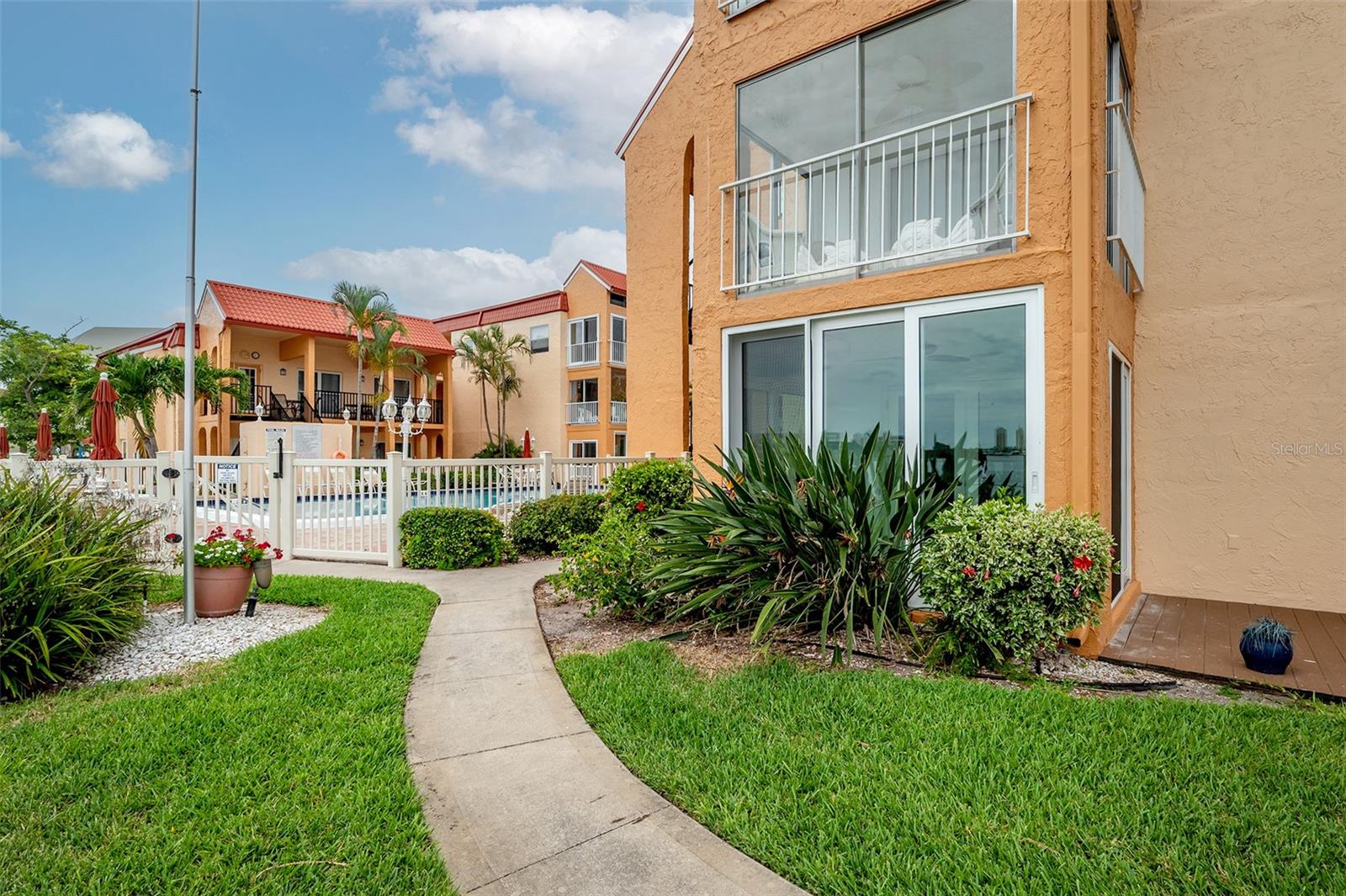 BOCA SHORES CONDO - Residential
