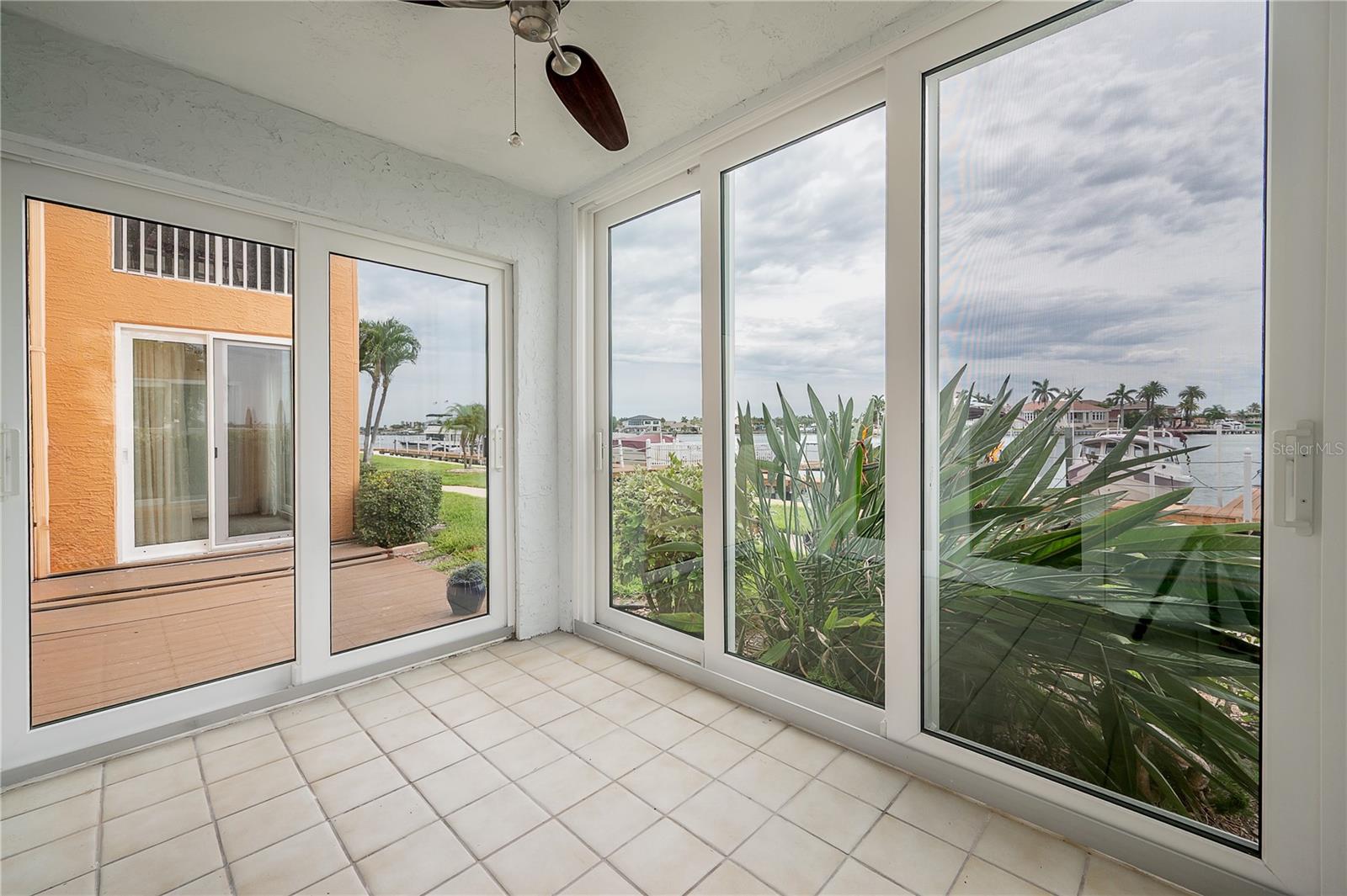 BOCA SHORES CONDO - Residential