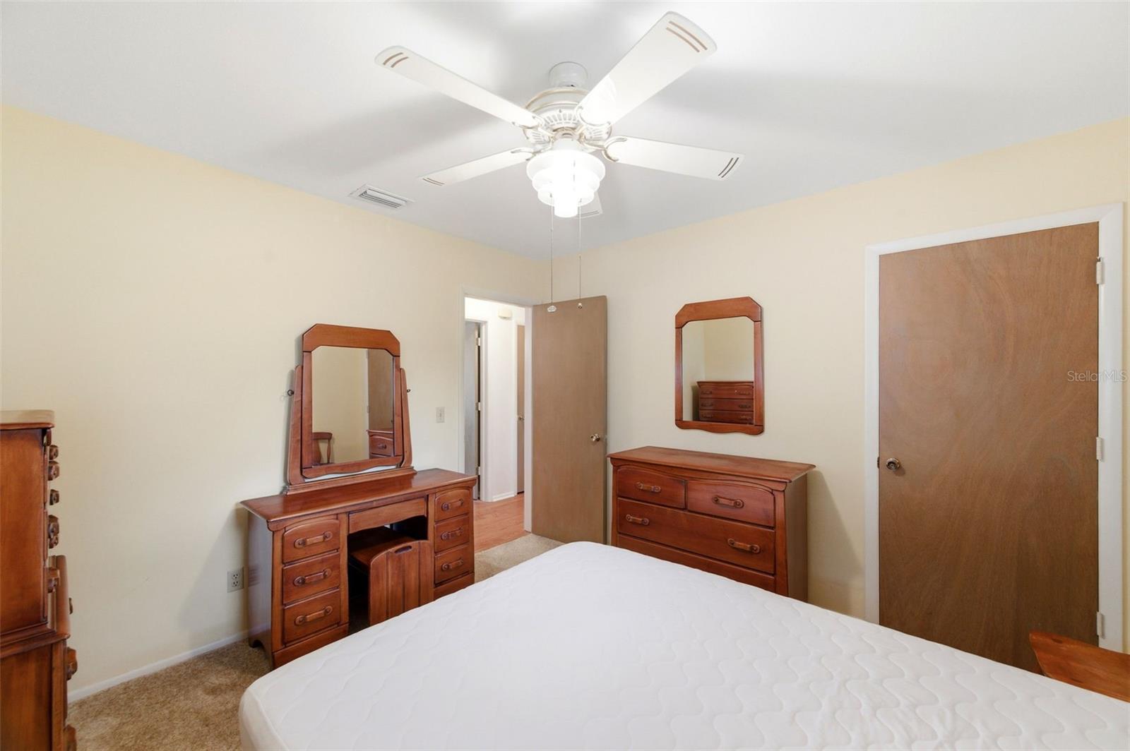 COUNTRY ESTATES 4TH ADD - Residential