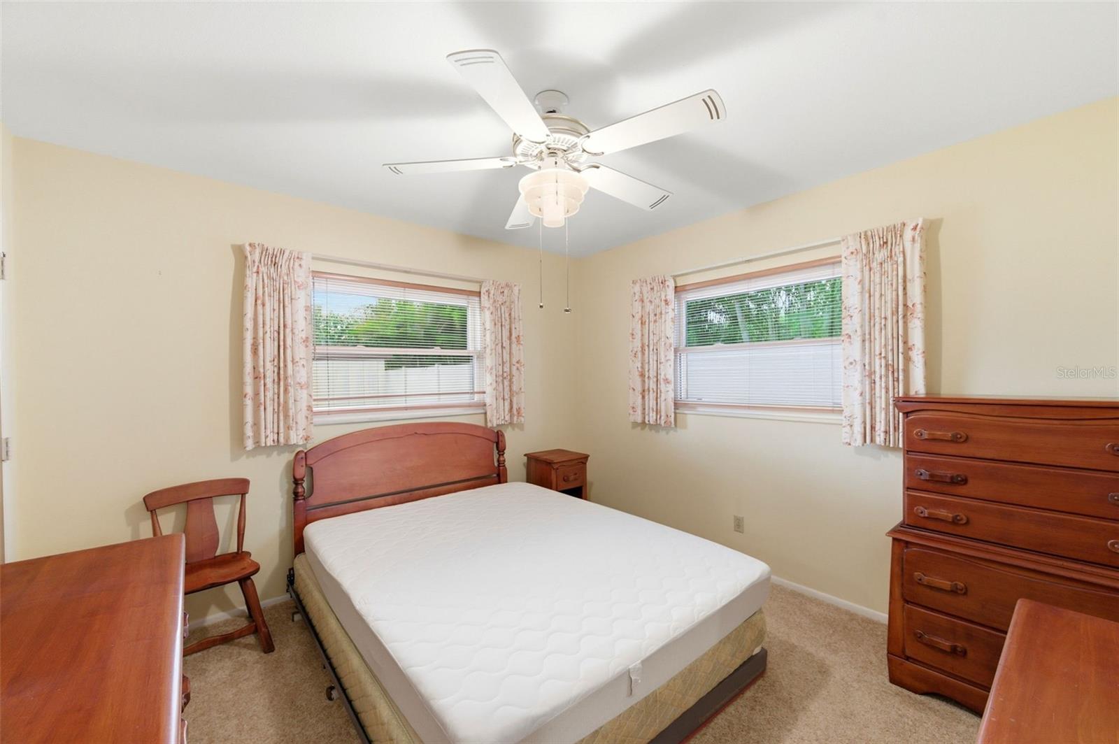 COUNTRY ESTATES 4TH ADD - Residential