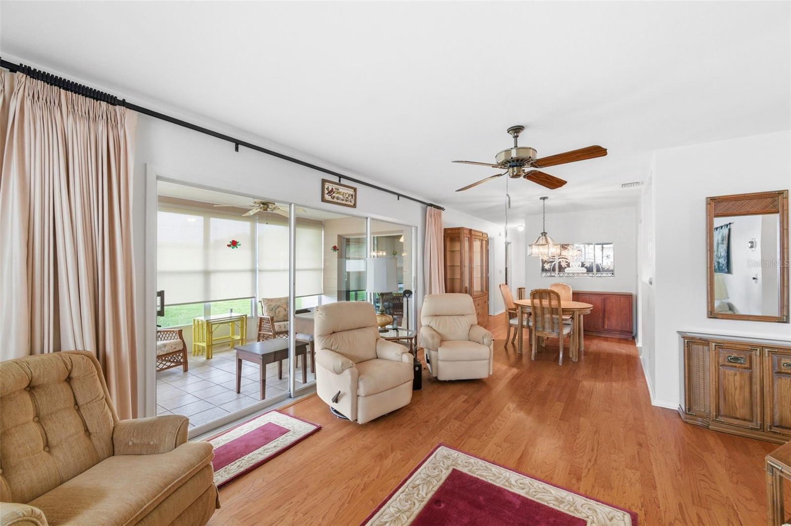 COUNTRY ESTATES 4TH ADD - Residential