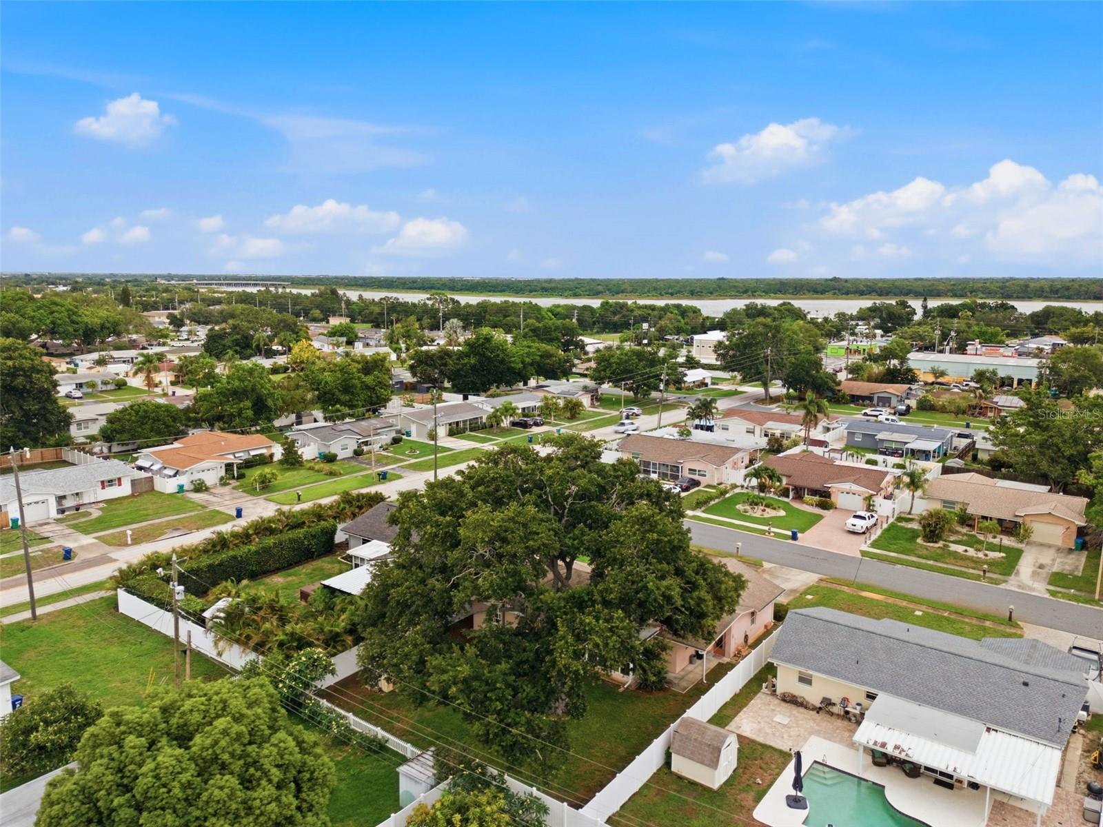 COUNTRY ESTATES 4TH ADD - Residential