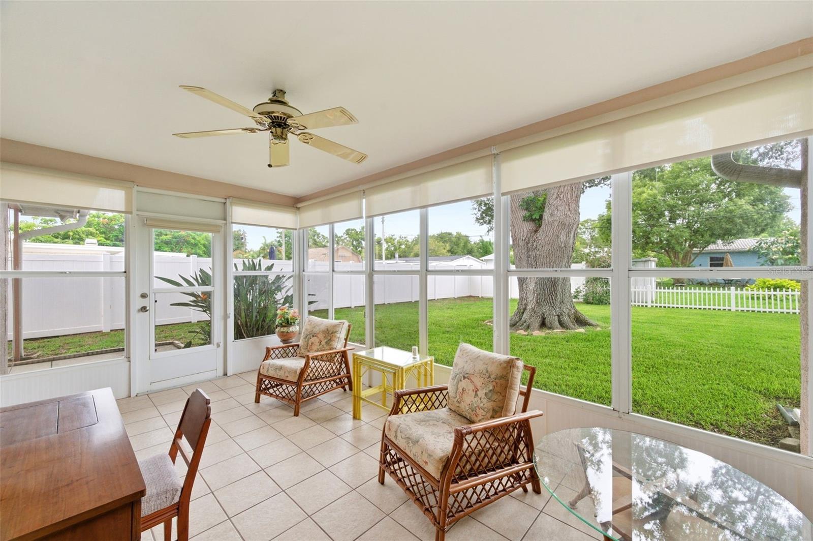 COUNTRY ESTATES 4TH ADD - Residential