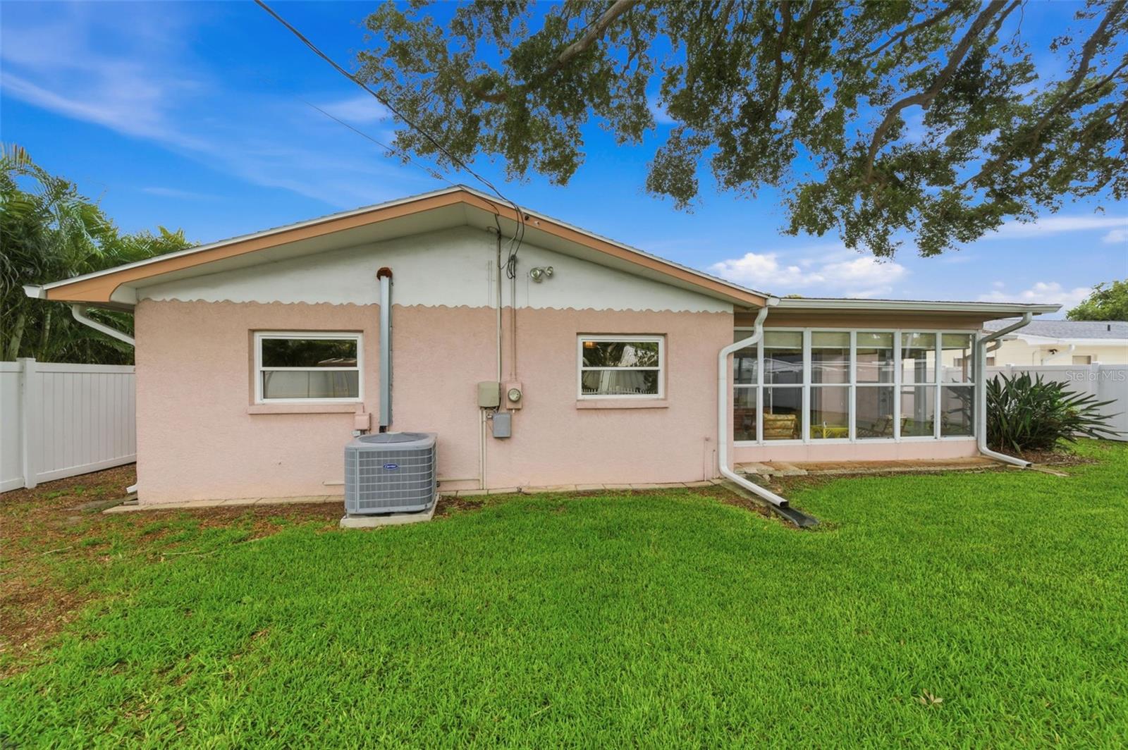 COUNTRY ESTATES 4TH ADD - Residential