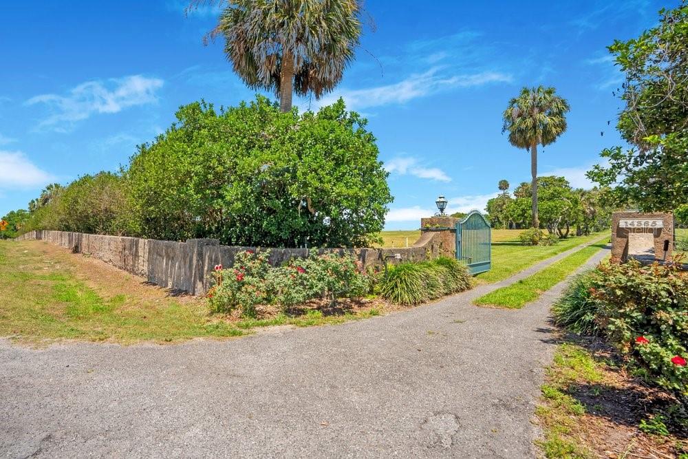 SOUTH LAKE WEIR - Residential
