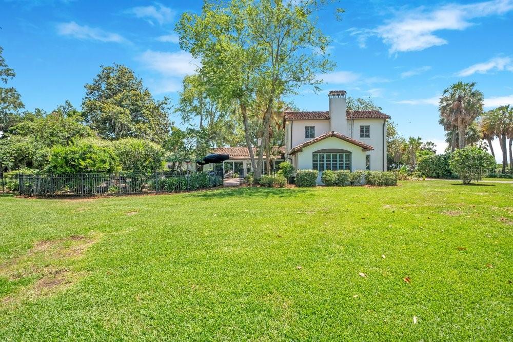 SOUTH LAKE WEIR - Residential