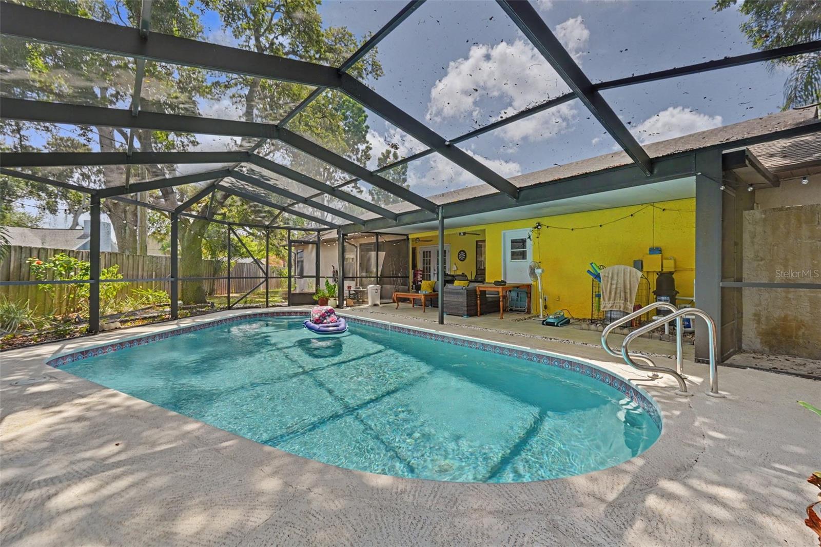 HIDDEN GROVE SUB - Residential