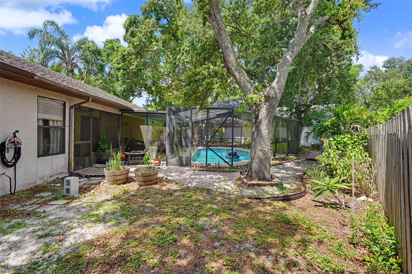 HIDDEN GROVE SUB - Residential